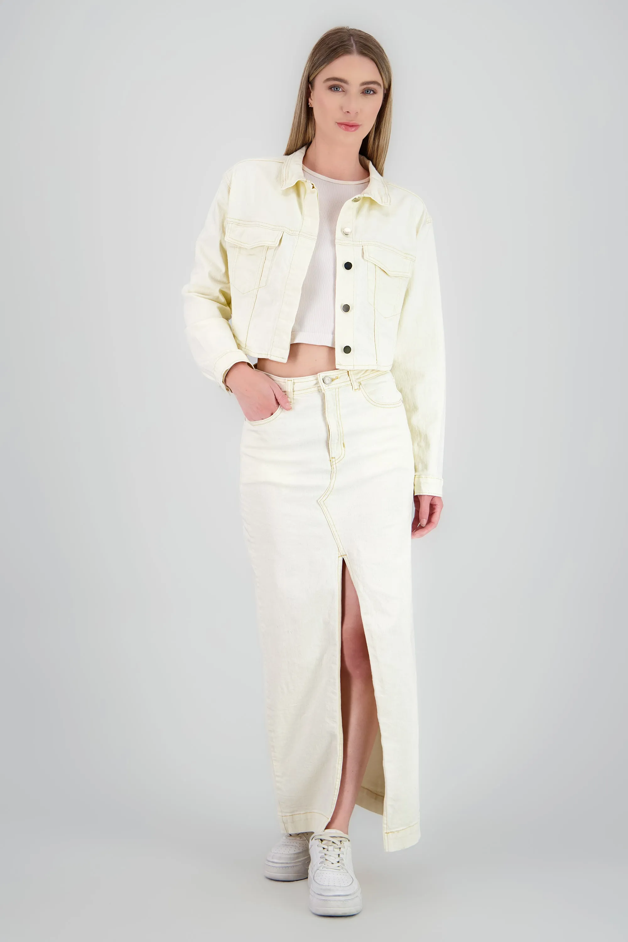 Falda maxi con abertura sold by Shasa