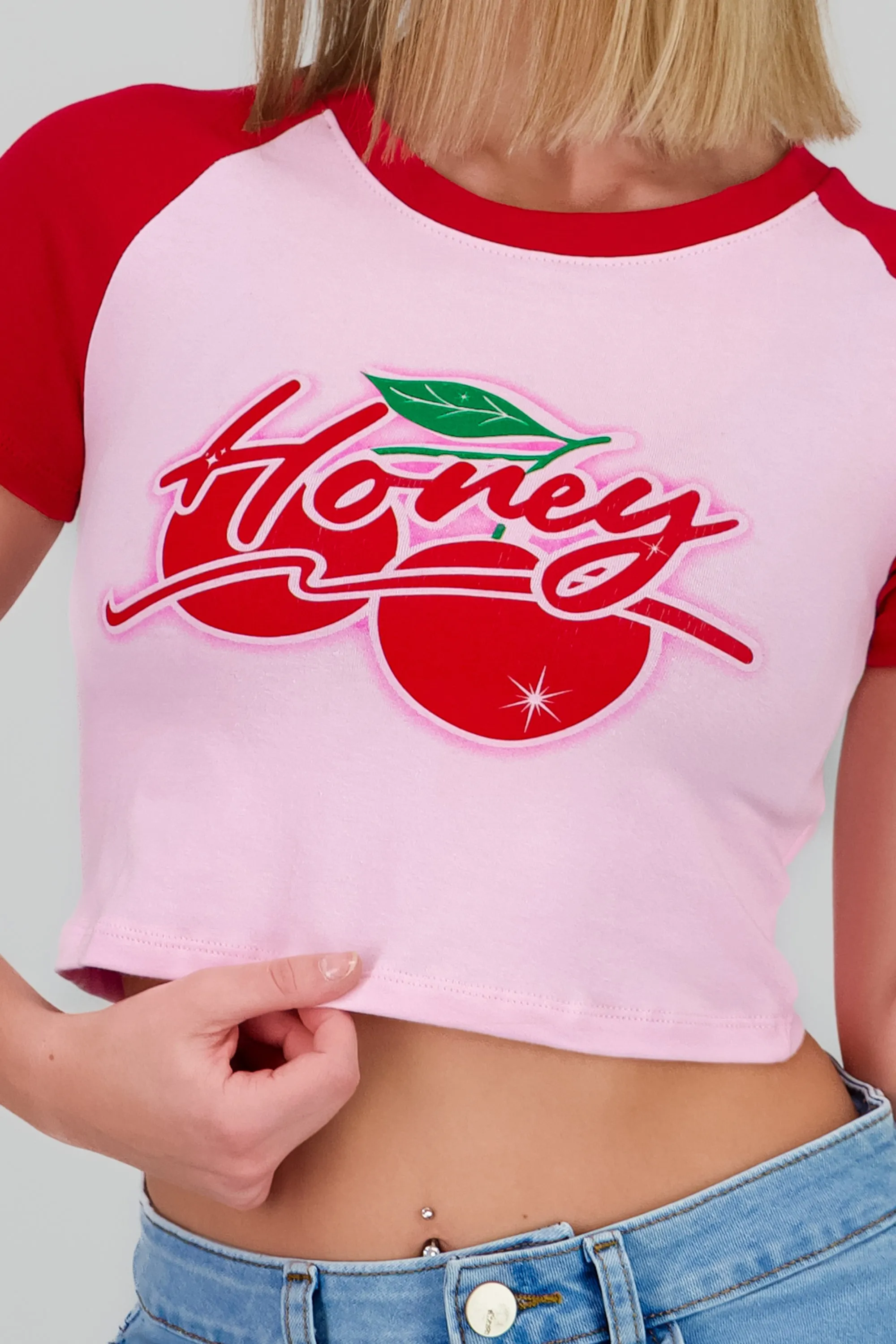 Playera contraste estampado cerezas honey sold by Shasa product image thumbnail 5
