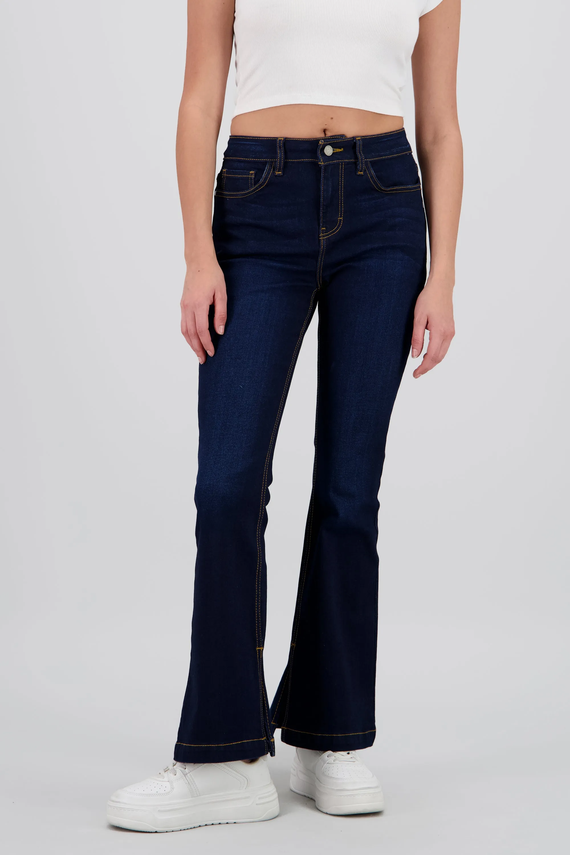 Jeans flare dobladillo sold by Shasa product image thumbnail 2