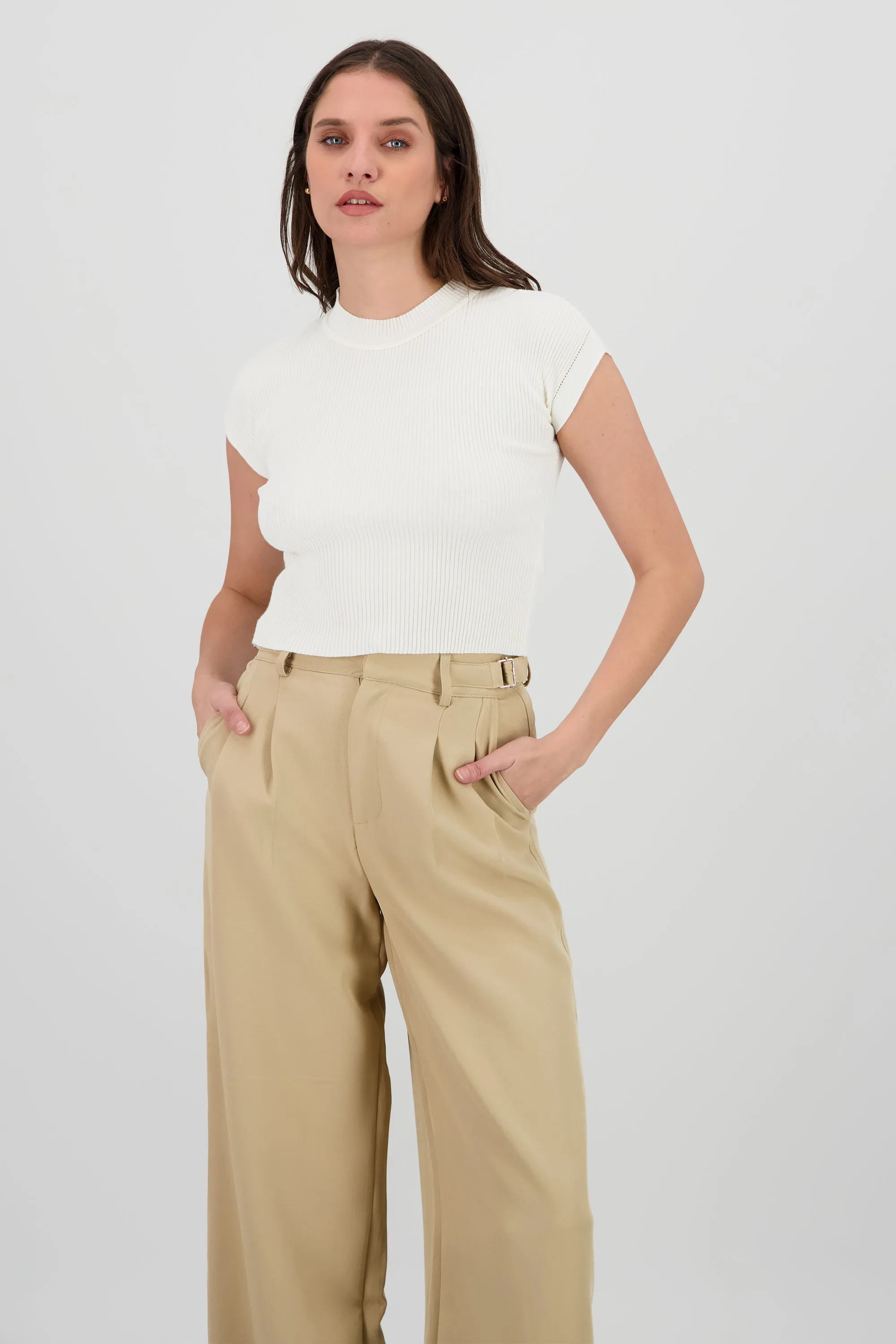 Top tejido acanalado manga corto sold by Shasa