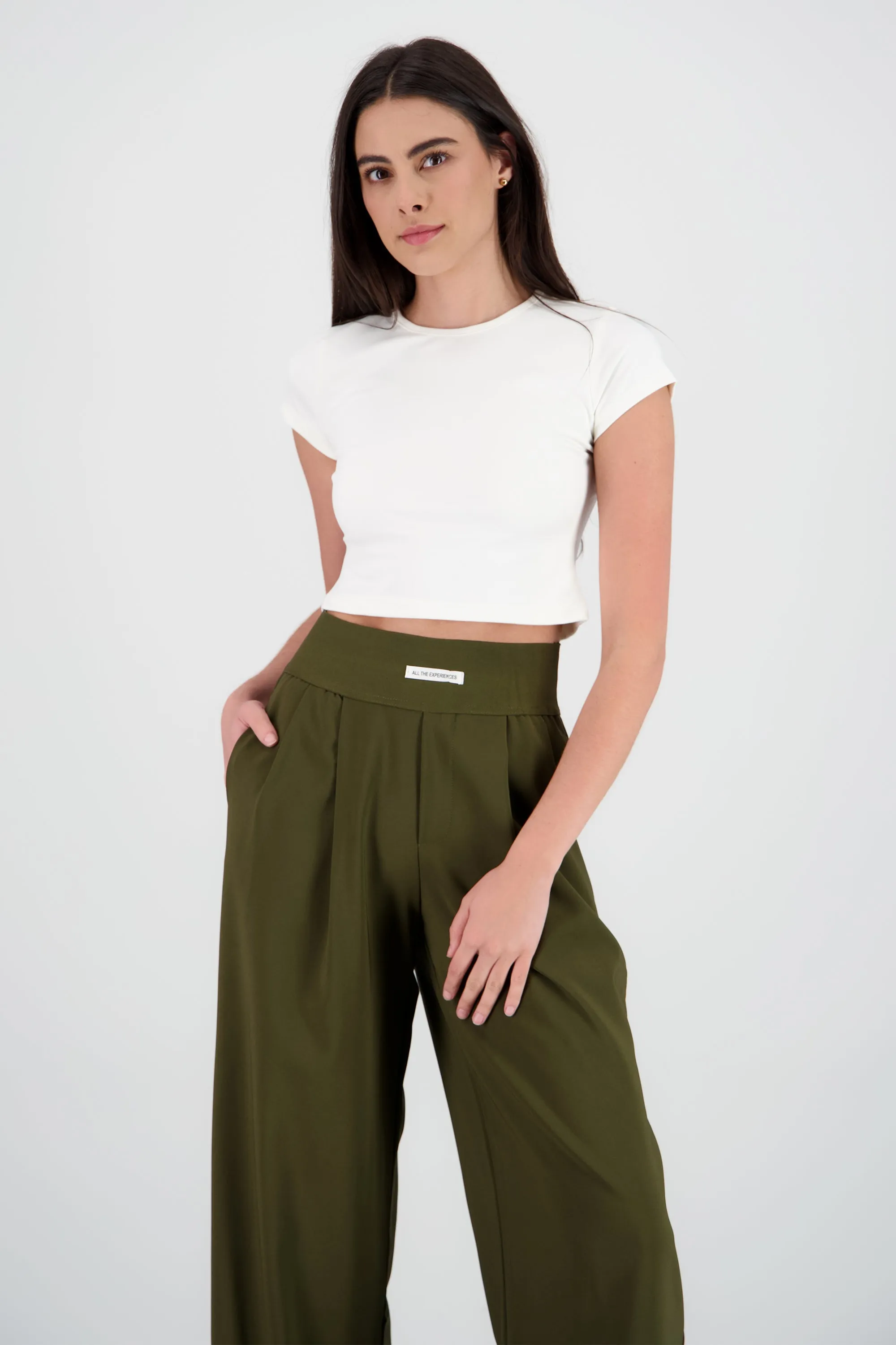 Top manga corta cuello redondo suave sold by Shasa