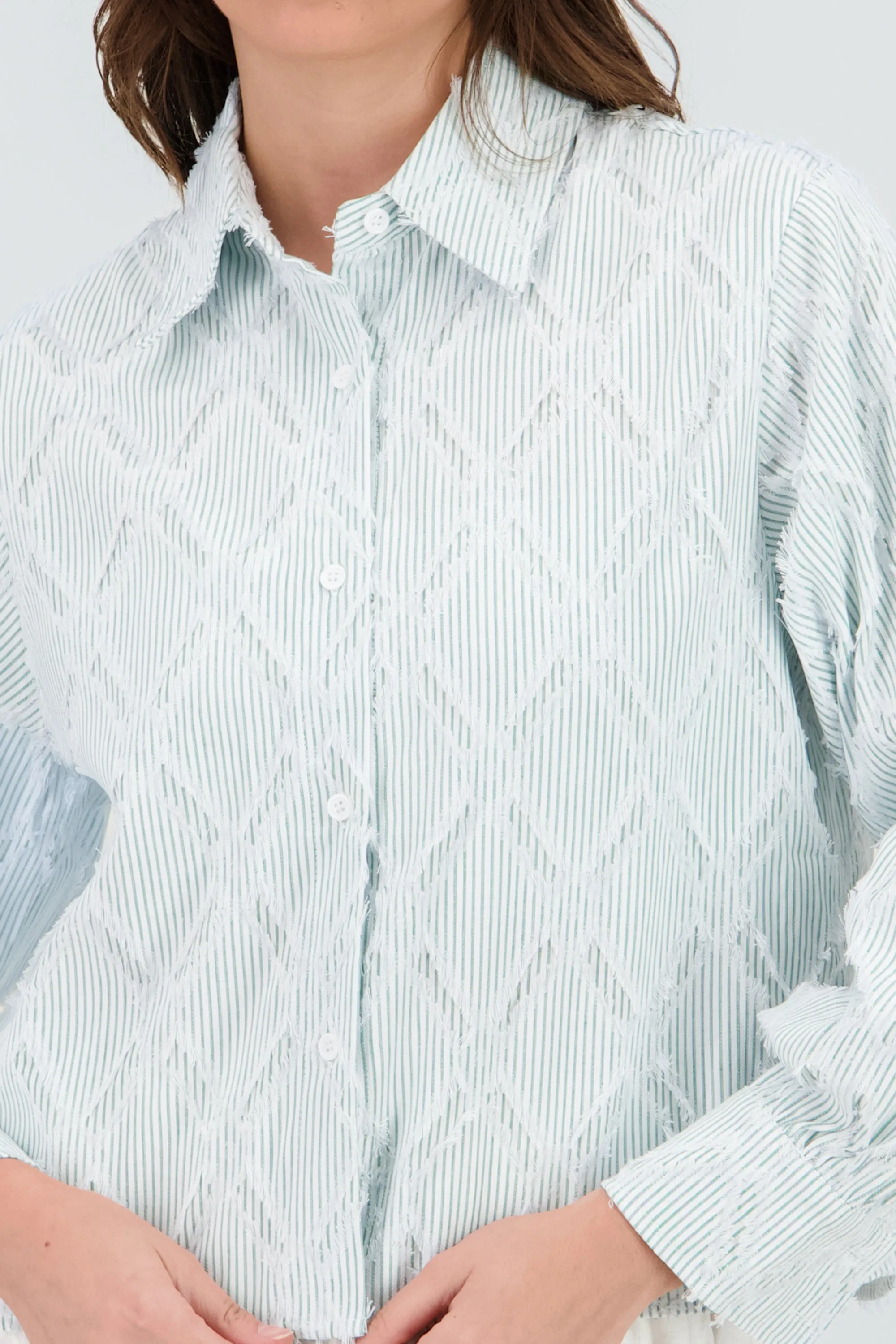 Camisa crop bordado sold by Shasa product image thumbnail 5