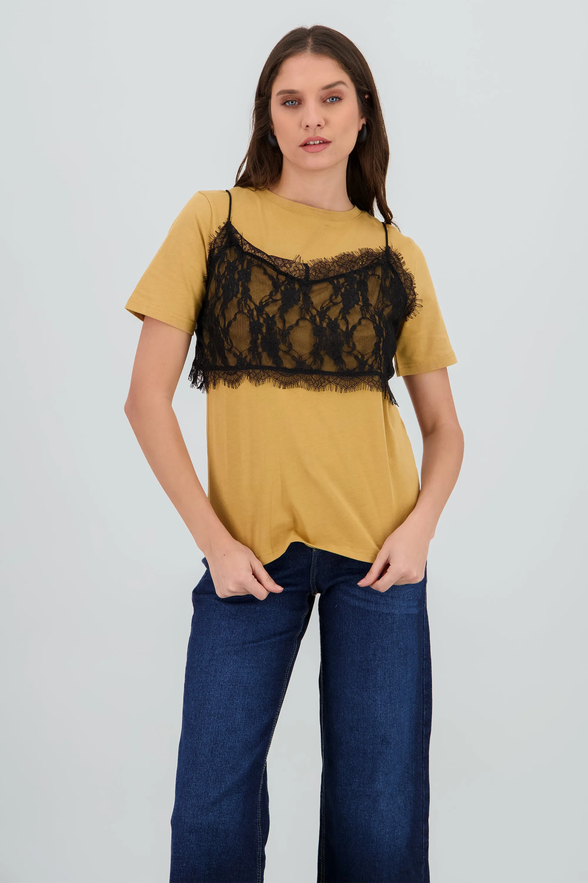 Playera oversized detalle encaje sold by Shasa product image thumbnail 2