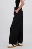 Pantalon wide leg detalle pretina sold by Shasa