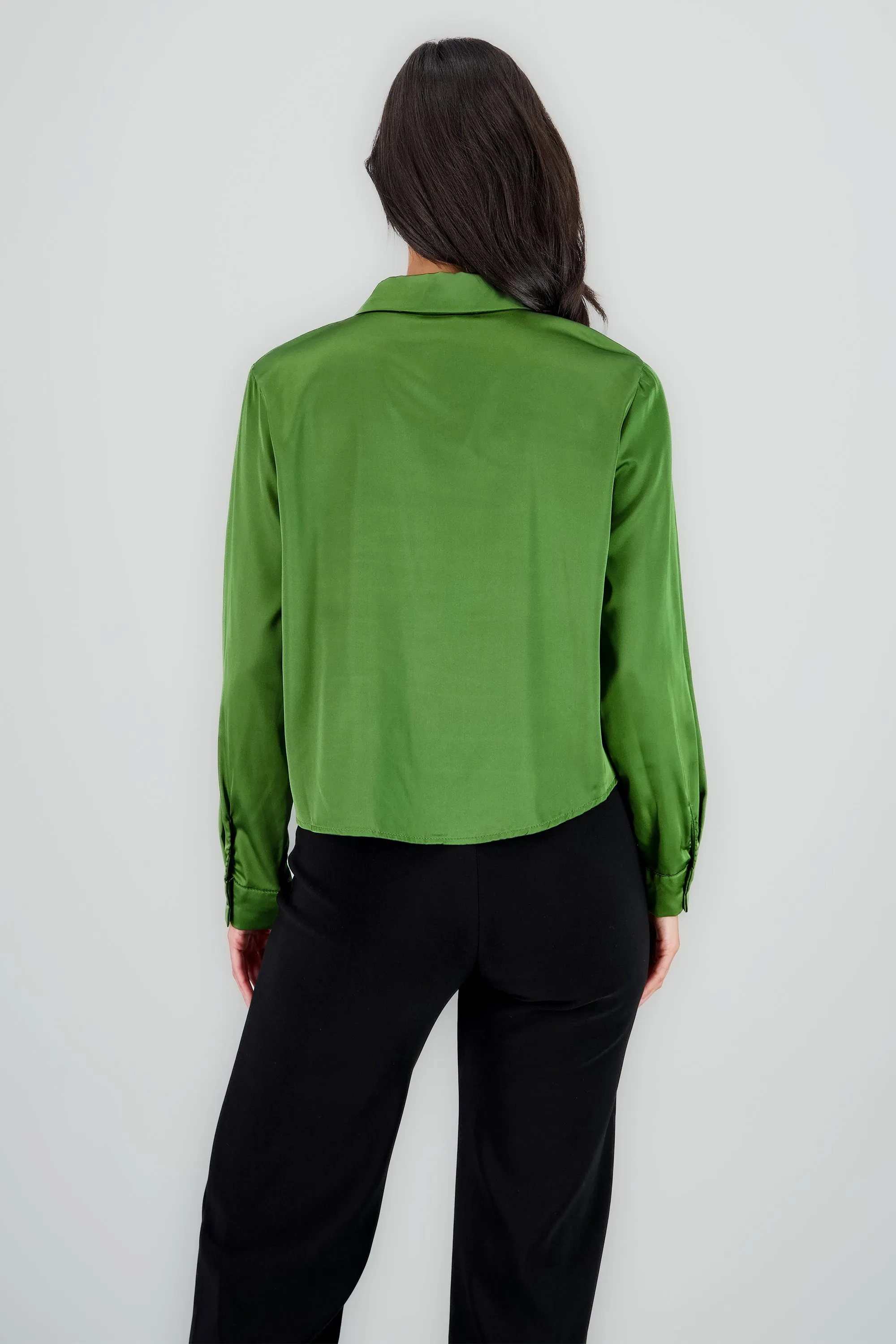Camisa satinada lisa cropped sold by Shasa product image thumbnail 4