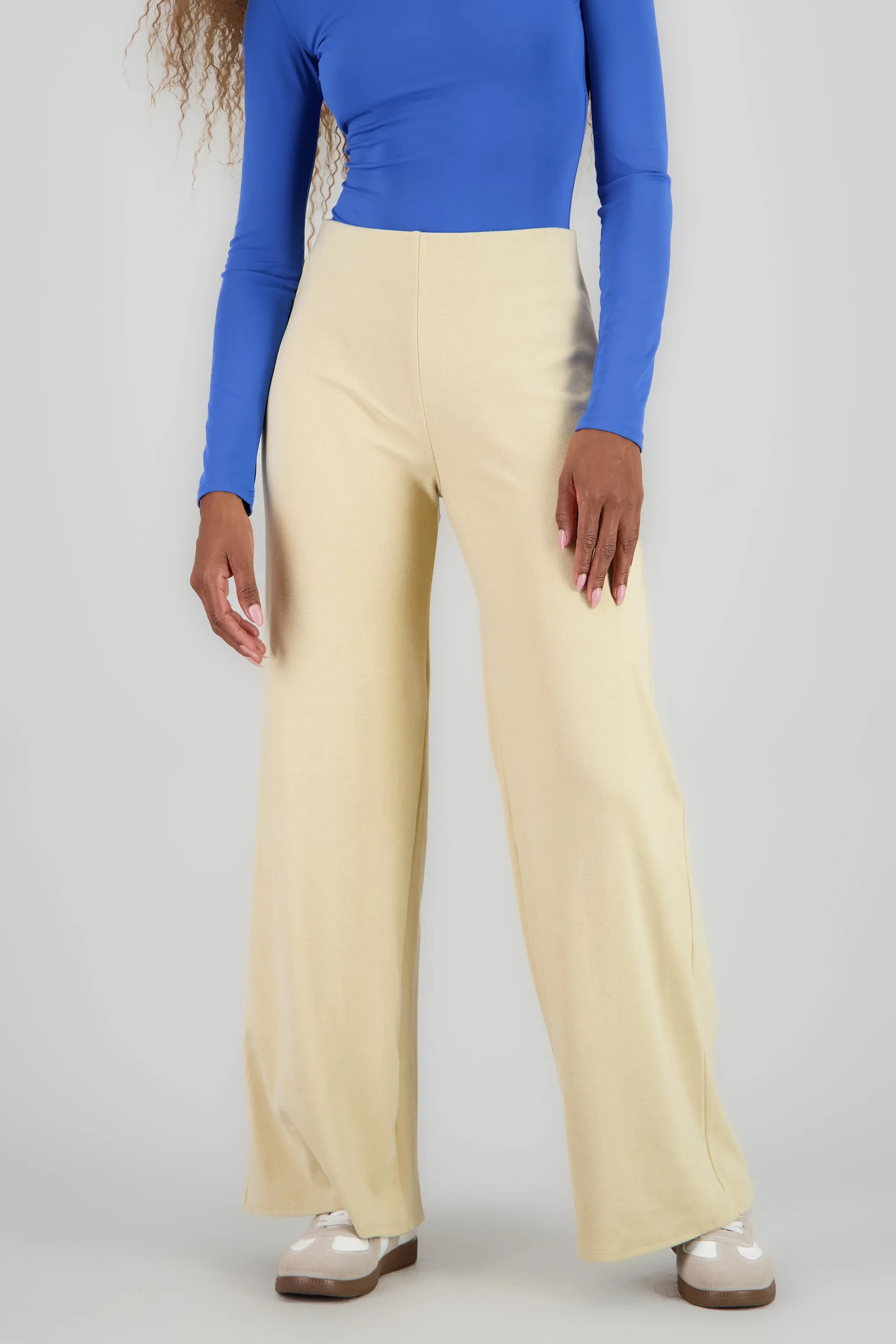 Pantalon amplio detalle tela sold by Shasa product image thumbnail 2