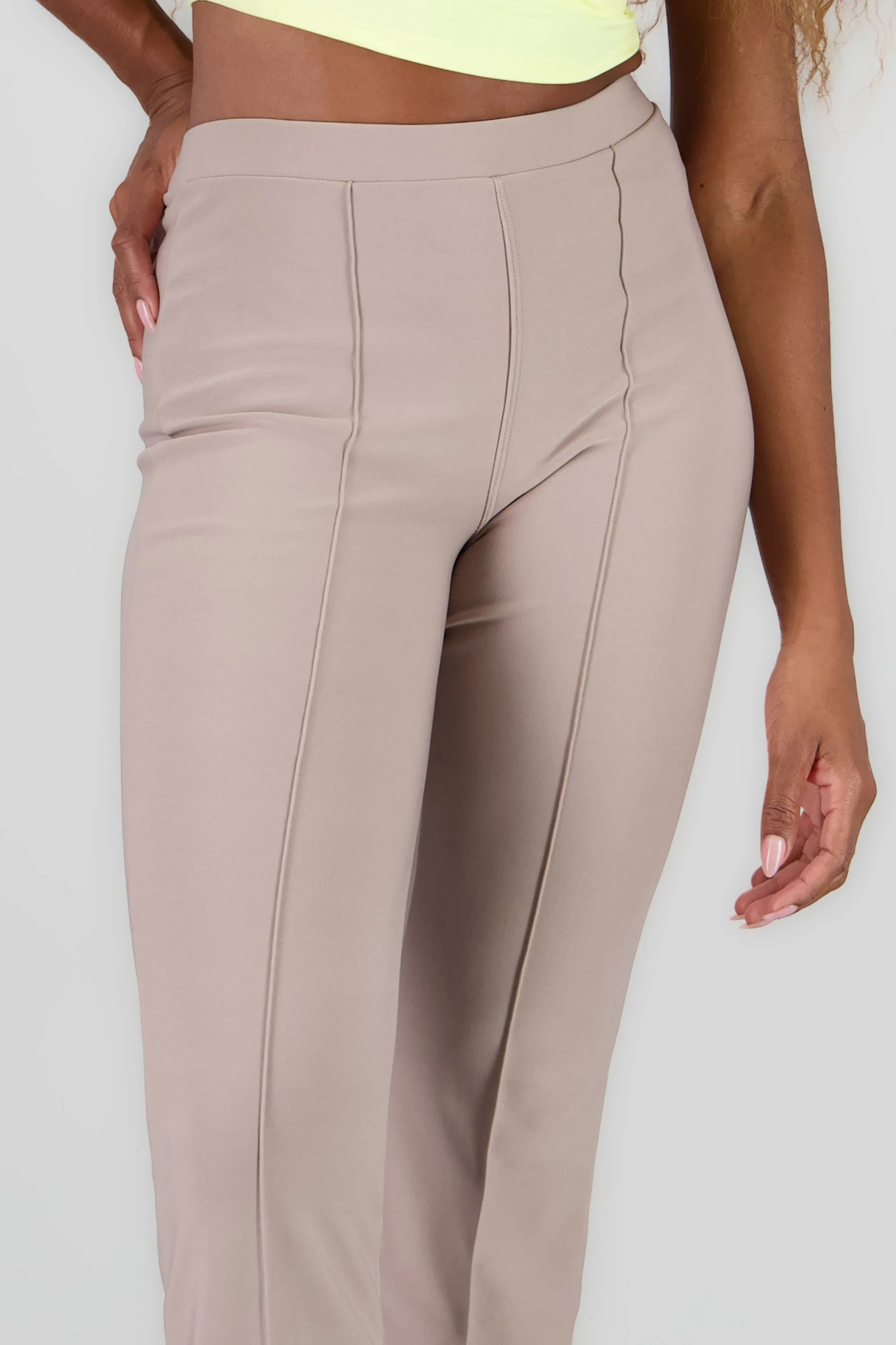 Pantalon flare con costruras sold by Shasa product image thumbnail 5