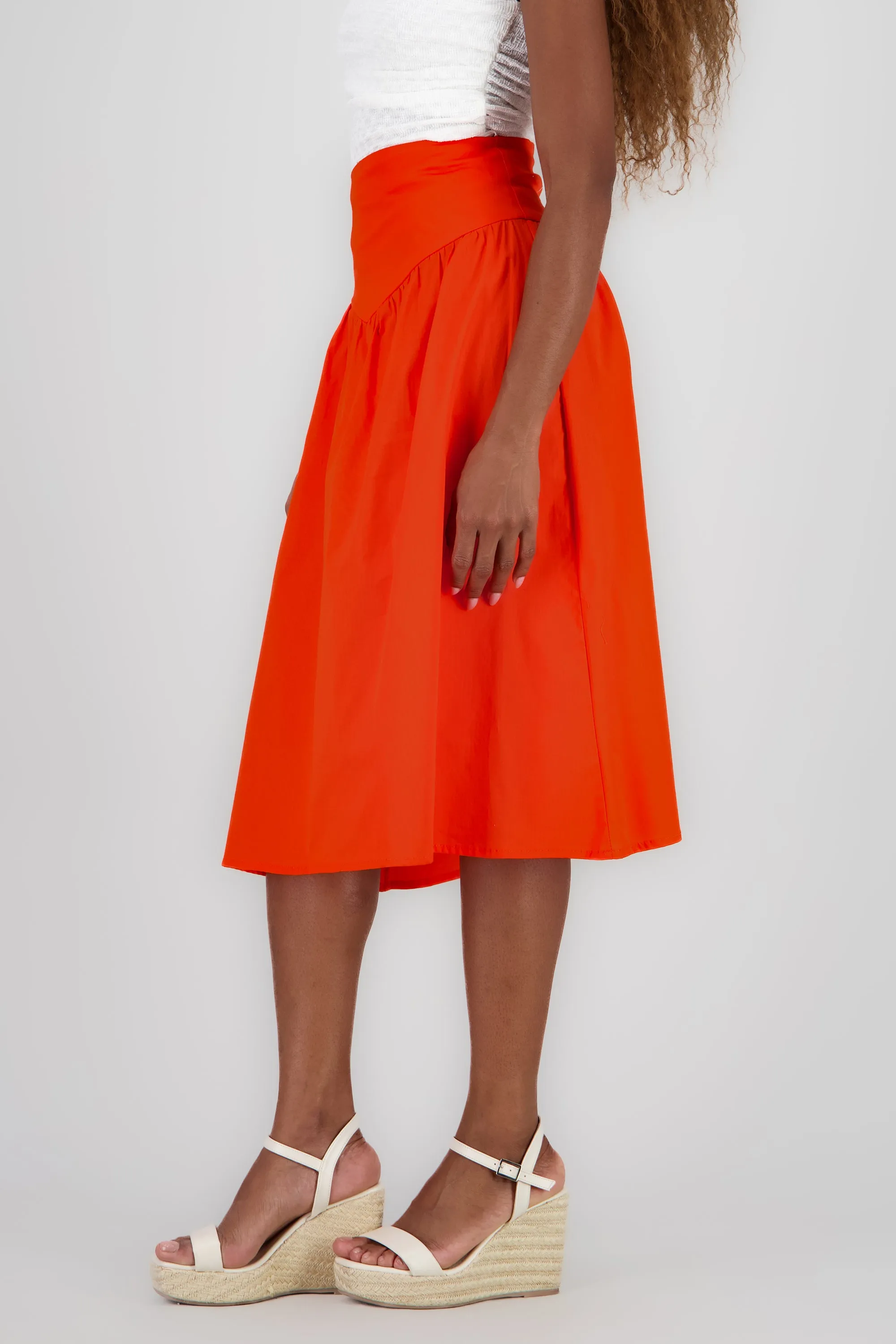 Falda midi pretina ancha sold by Shasa product image thumbnail 3