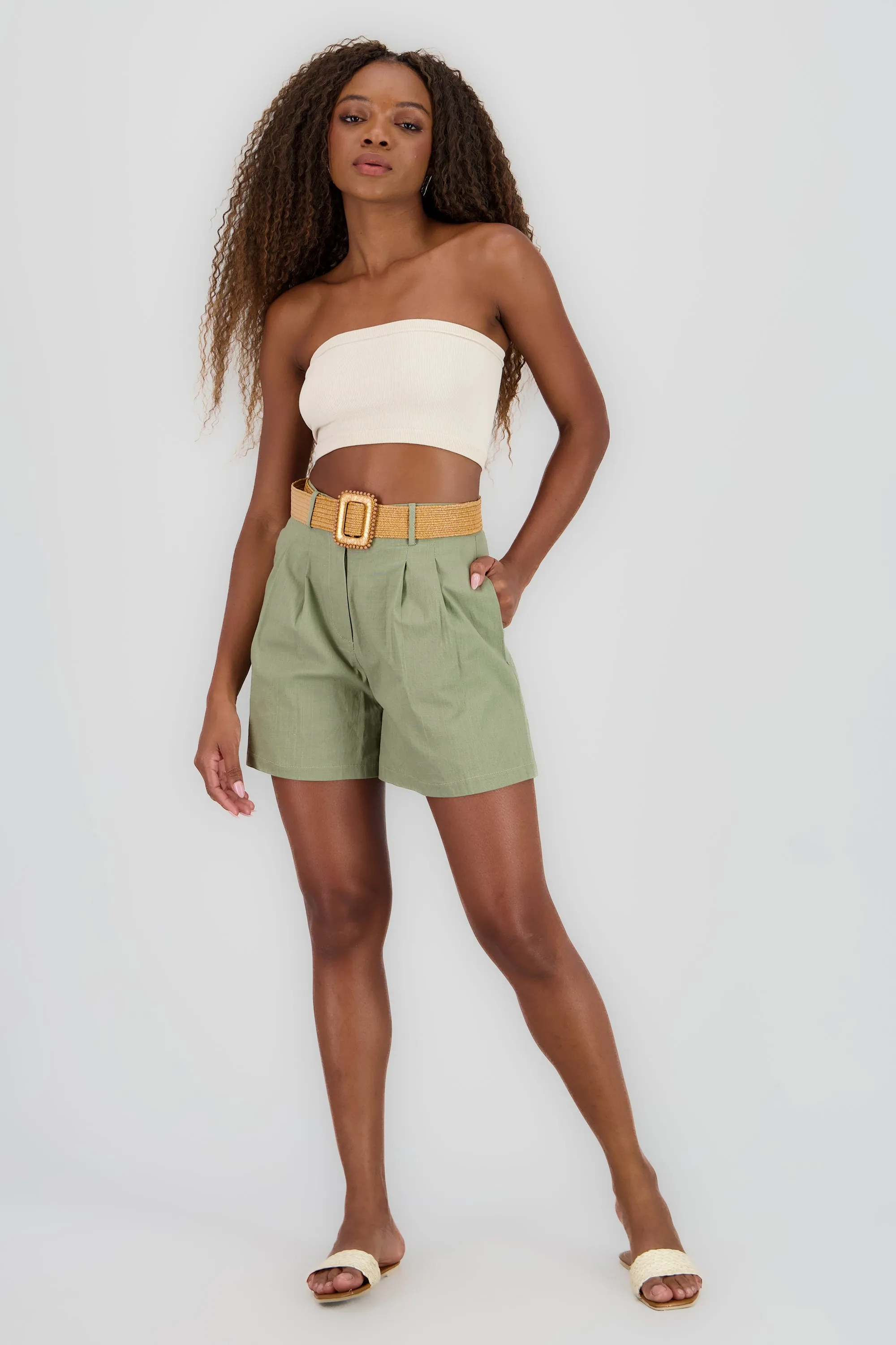 Short amplio detalle cinturon lino sold by Shasa