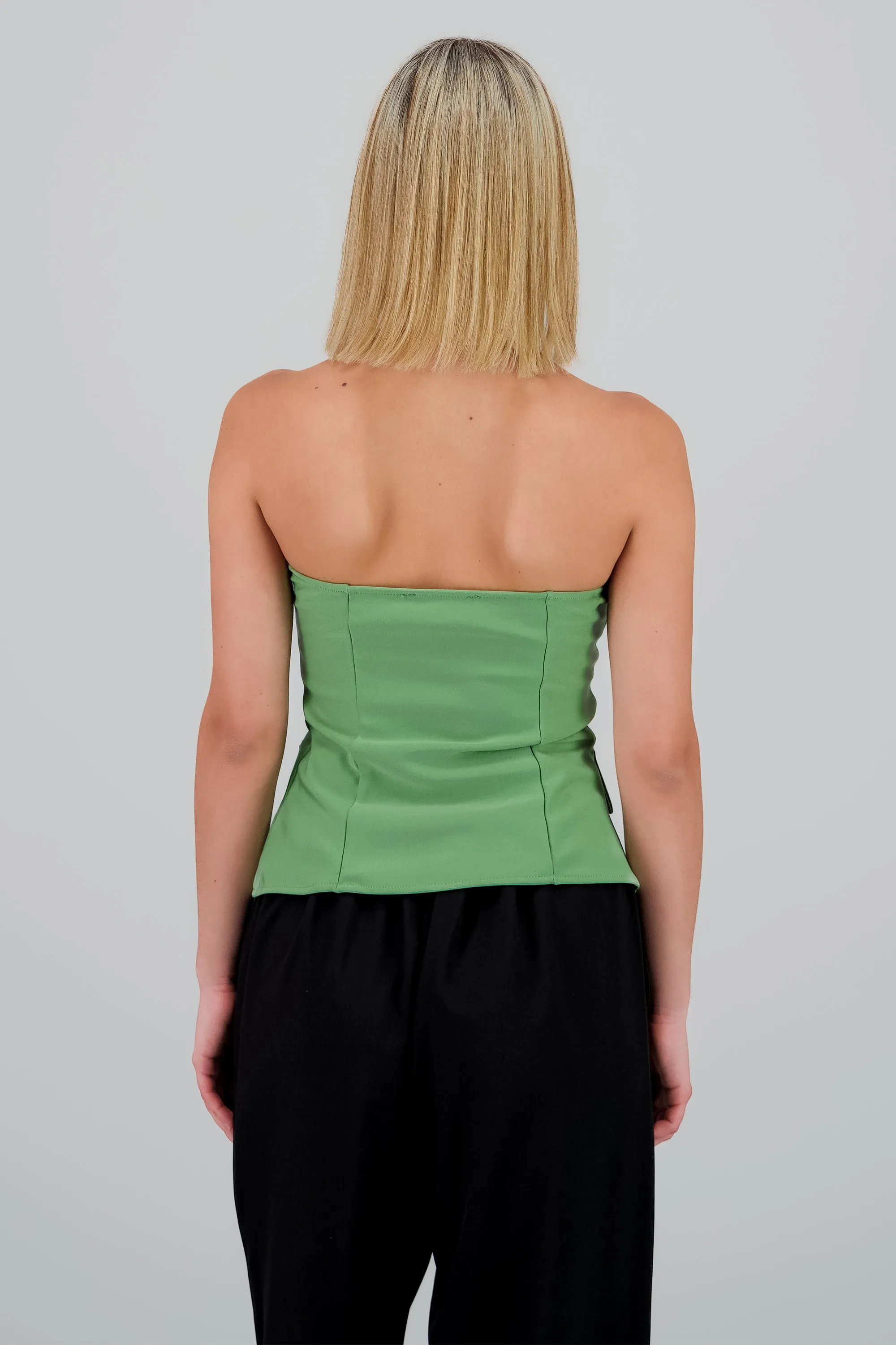 Top formal con bolsas y accentos de botones sold by Shasa product image thumbnail 4