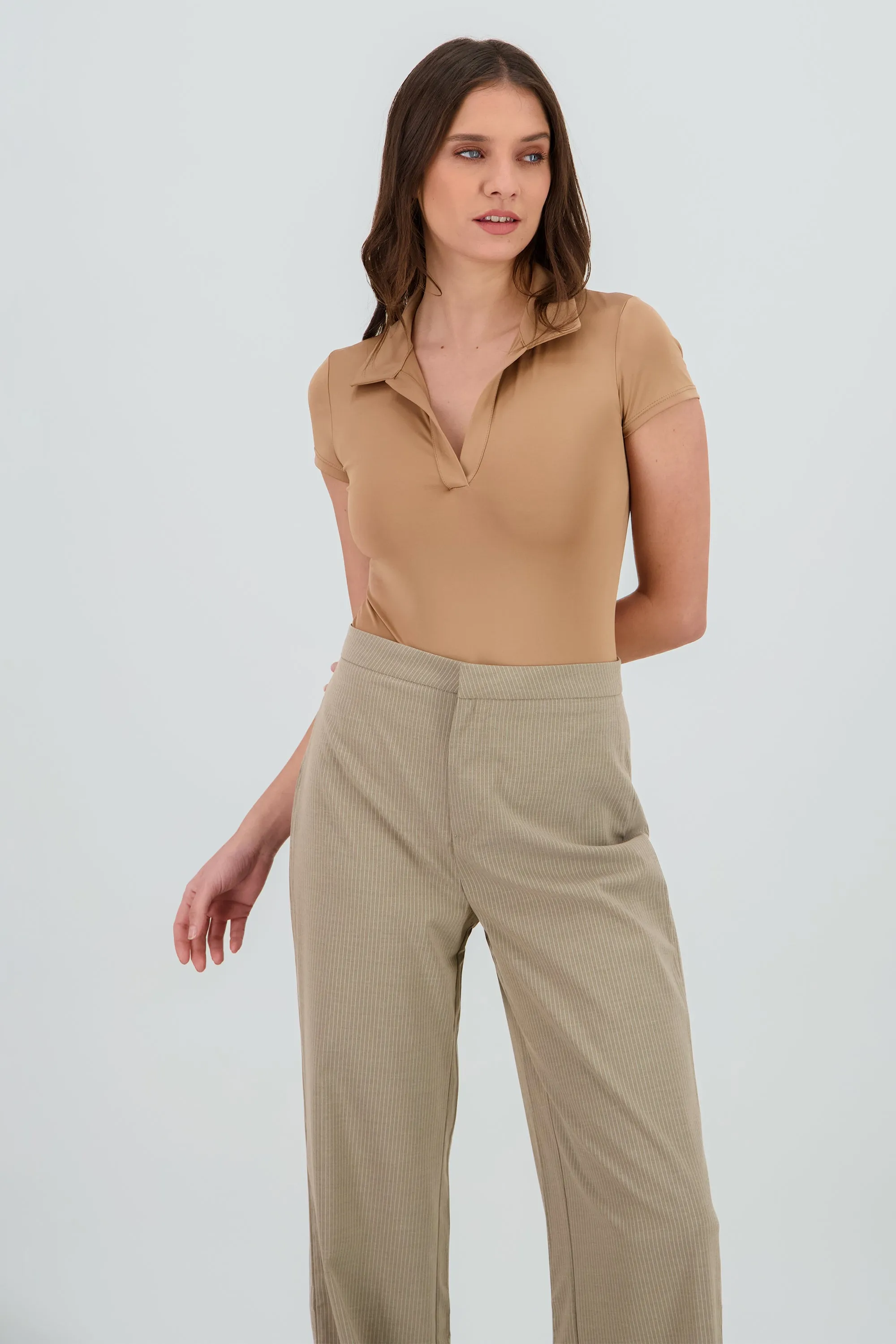 Body manga corta cuello polo sold by Shasa product image thumbnail 2