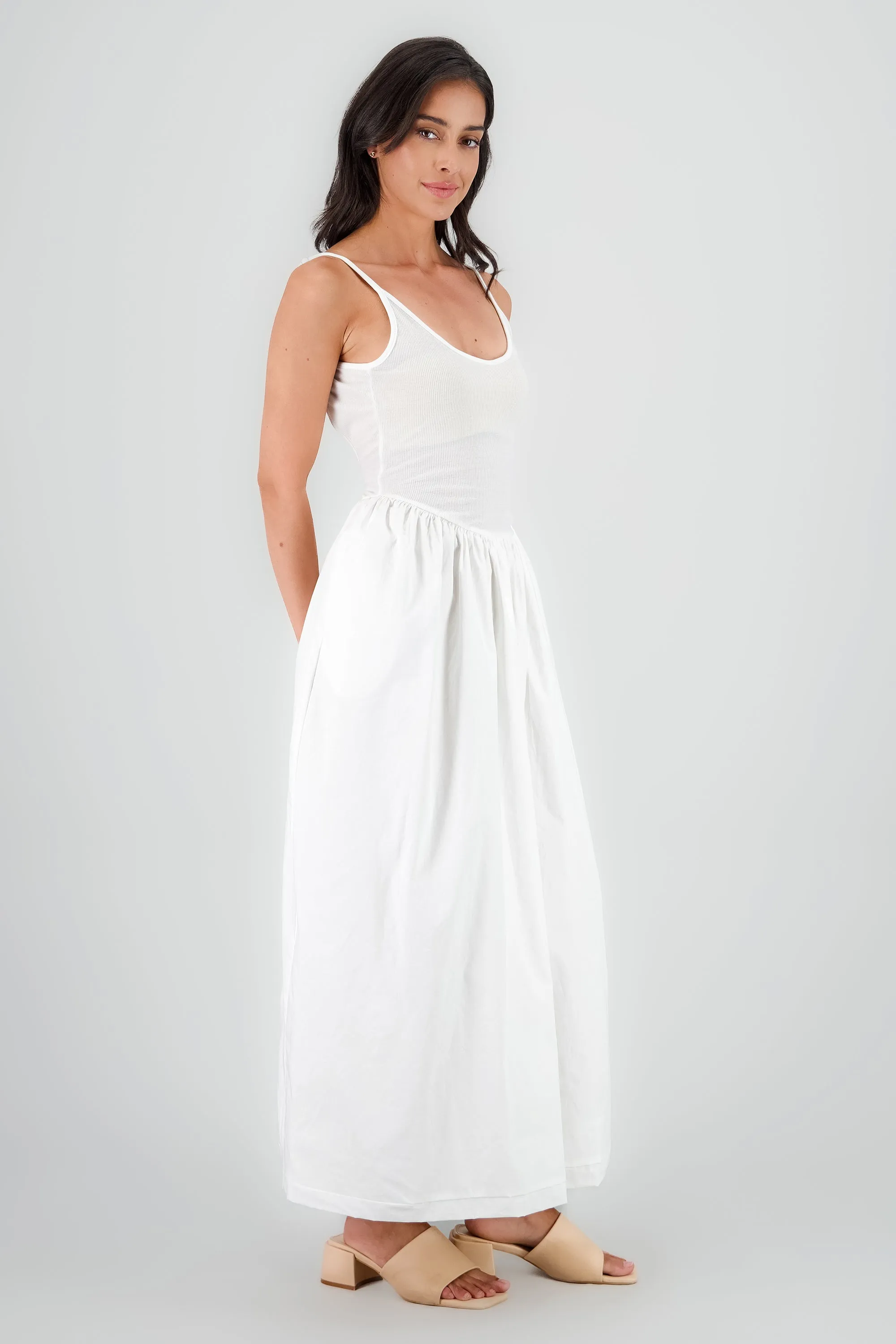 Vestido maxi espalda escotado sold by Shasa product image thumbnail 3