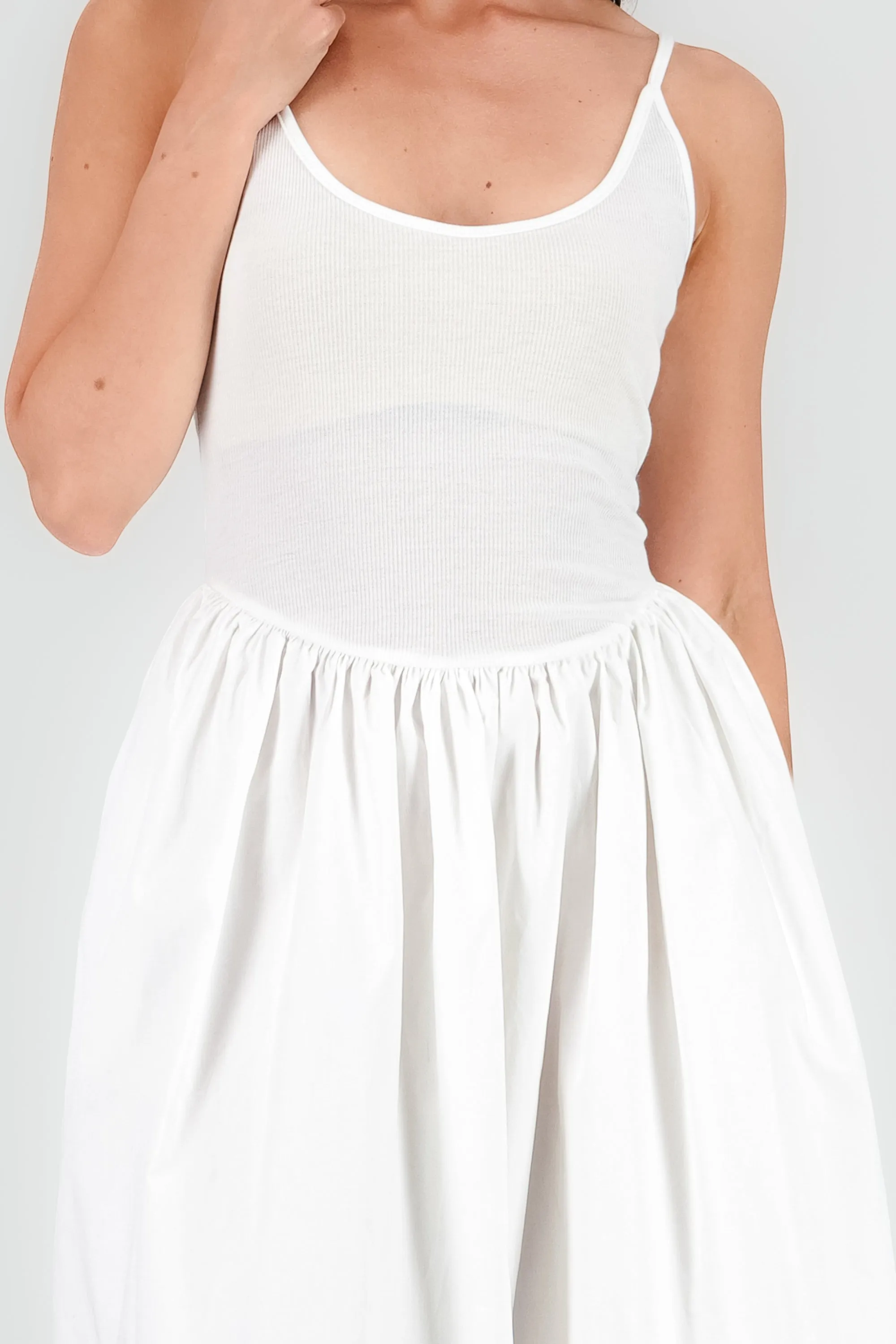 Vestido maxi espalda escotado sold by Shasa product image thumbnail 5