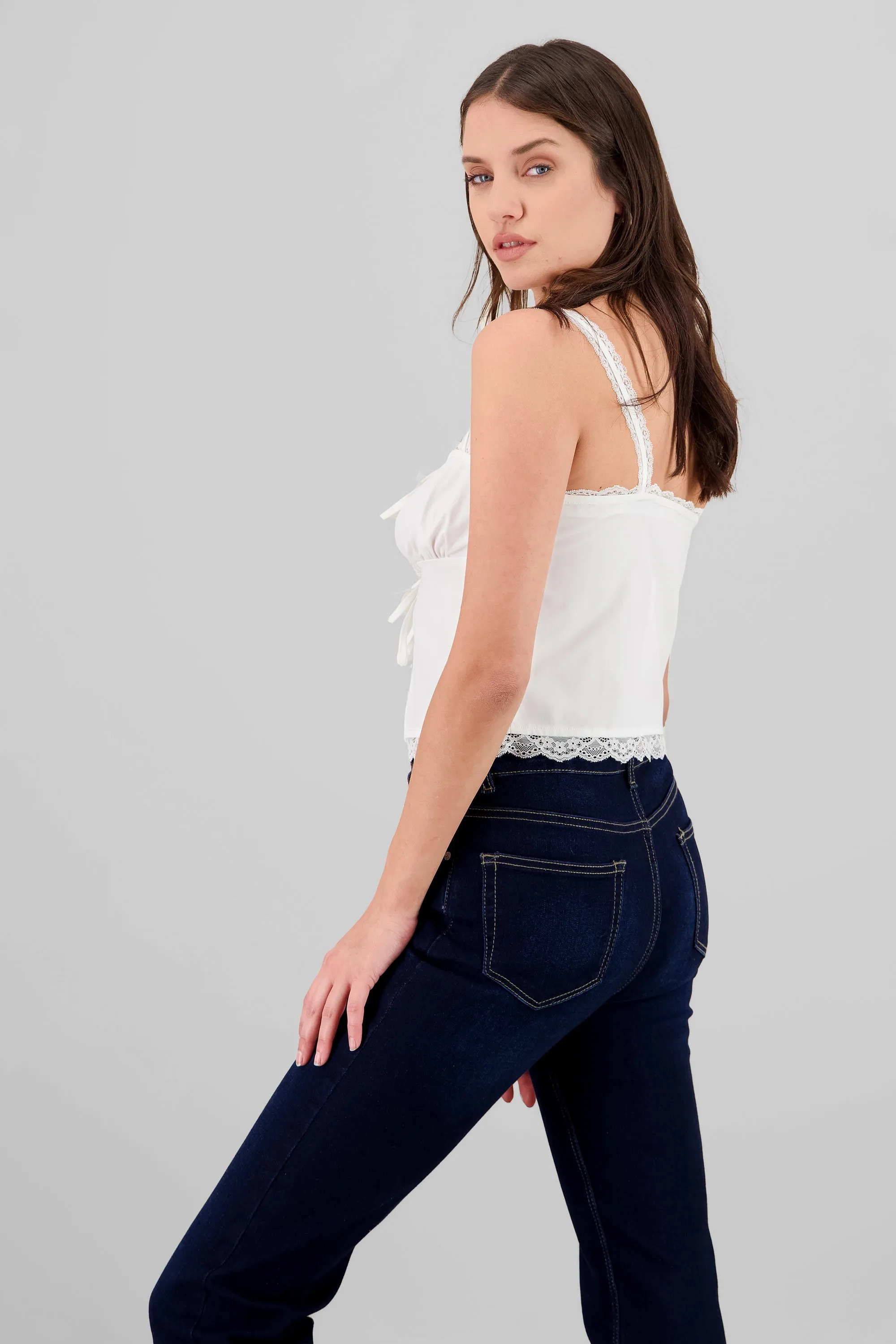 Blusa moños detalle encaje sold by Shasa product image thumbnail 3