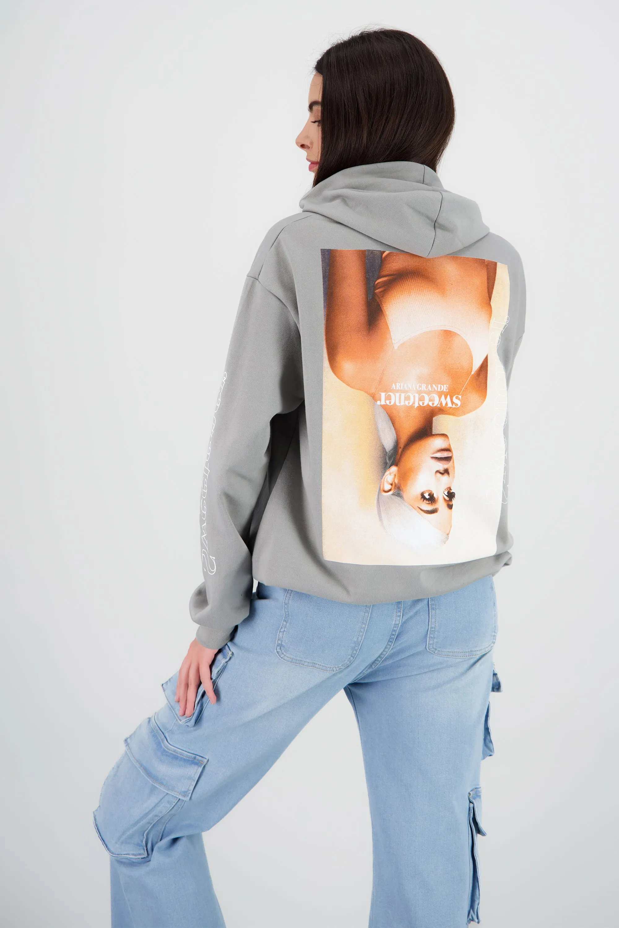 Sudadera Ariana Grande estampado frente espalda sold by Shasa