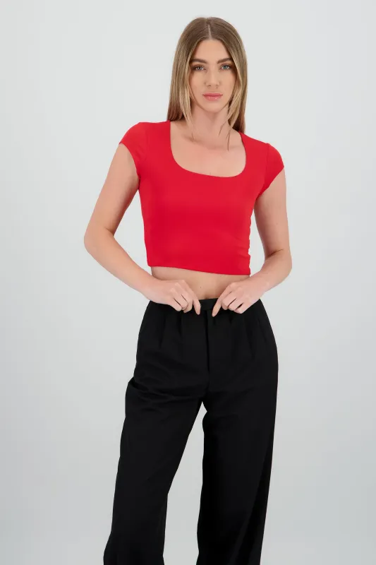 Top escote cuadrado manga corta sold by Shasa