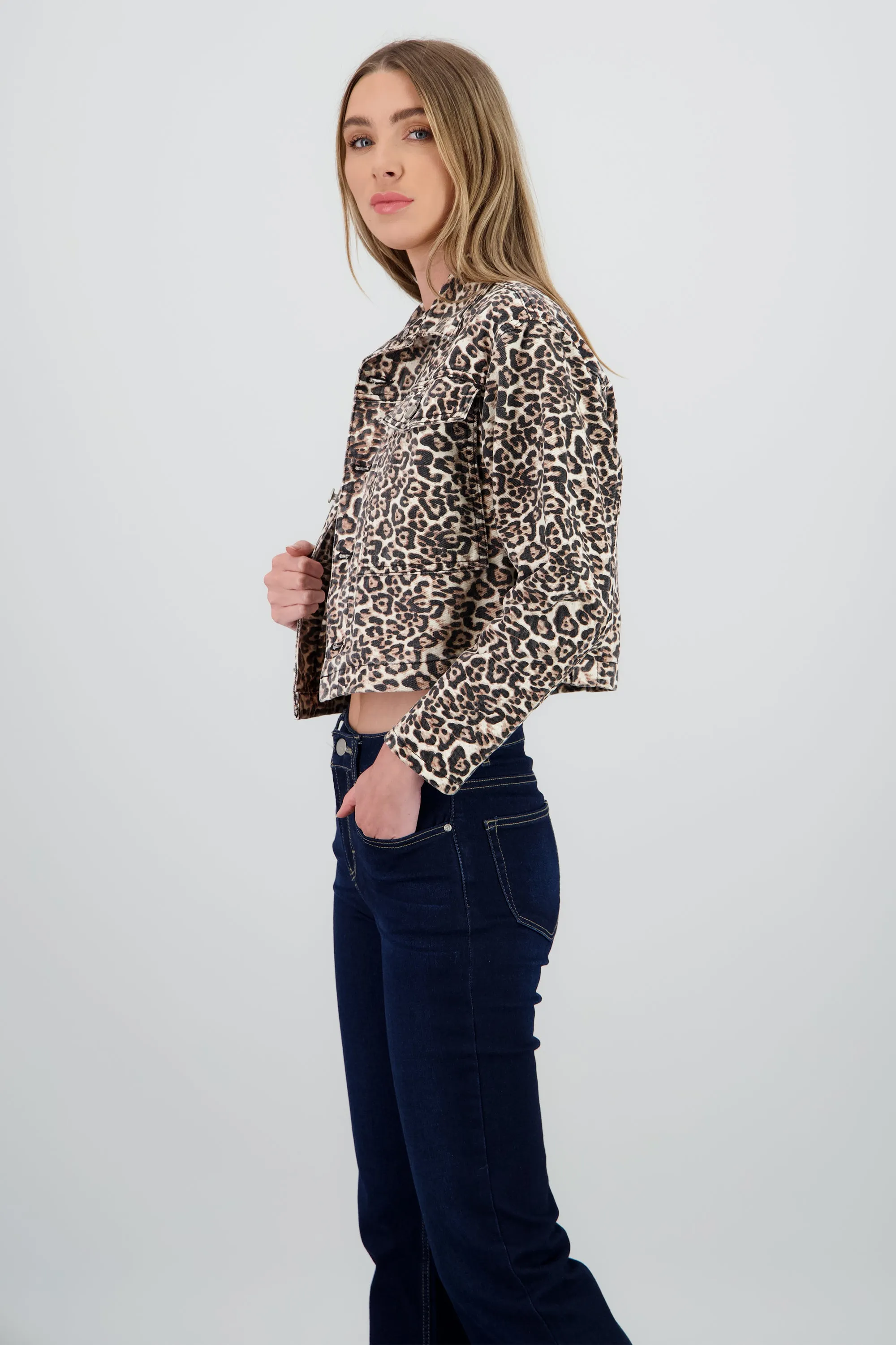 Chamarra trucker animal print sold by Shasa product image thumbnail 3