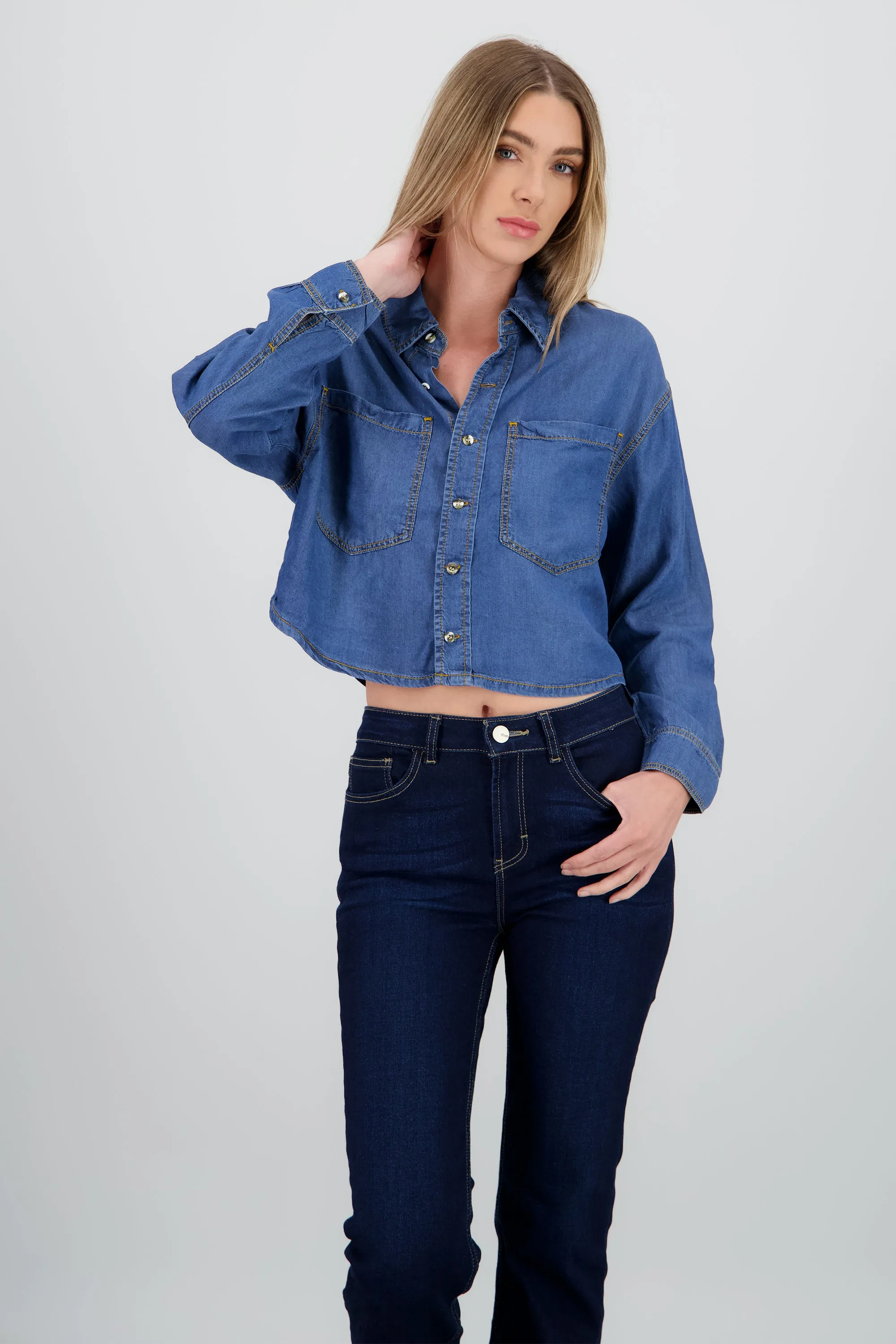 Camisa crop de mezclilla sold by Shasa product image thumbnail 2