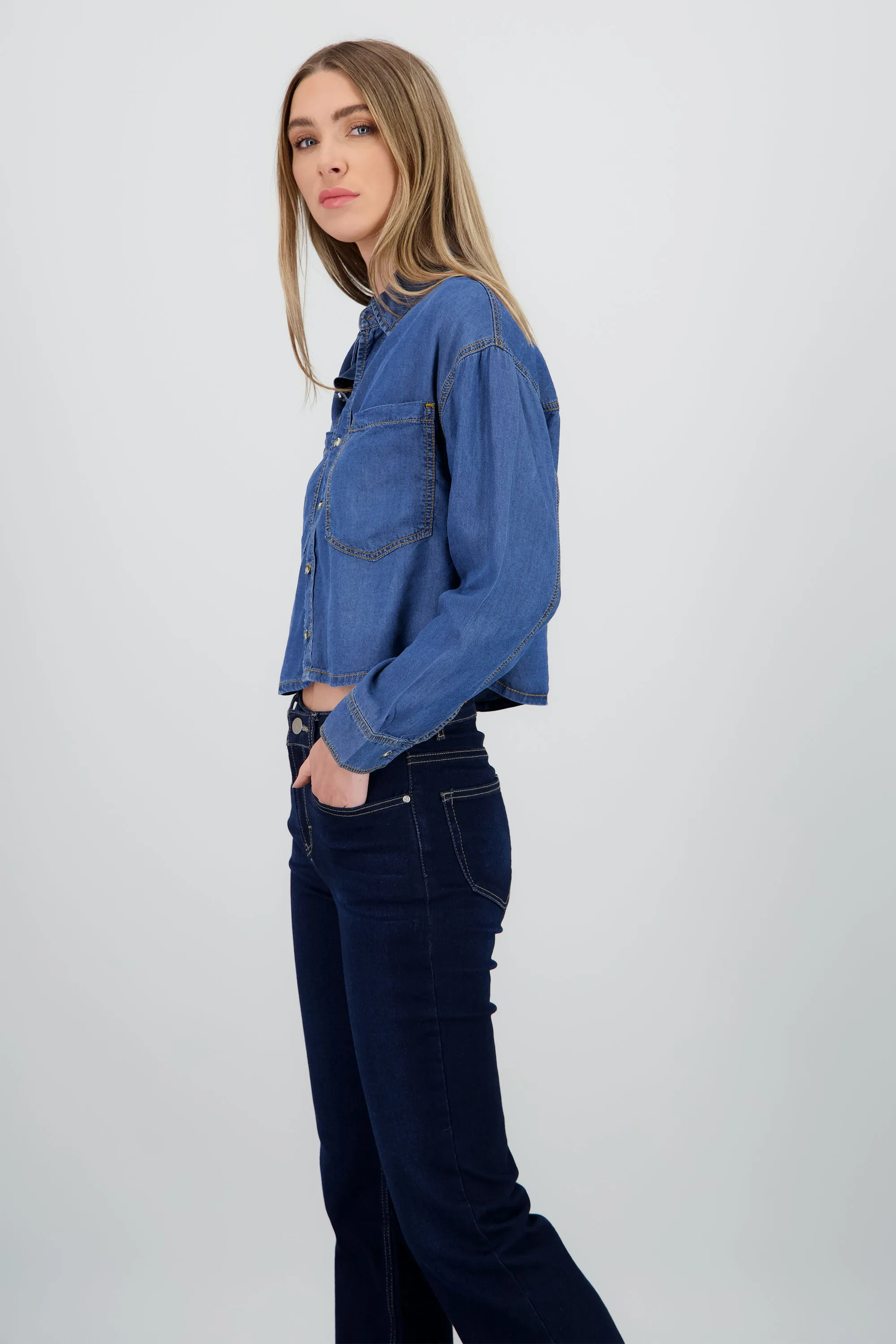 Camisa crop de mezclilla sold by Shasa product image thumbnail 3