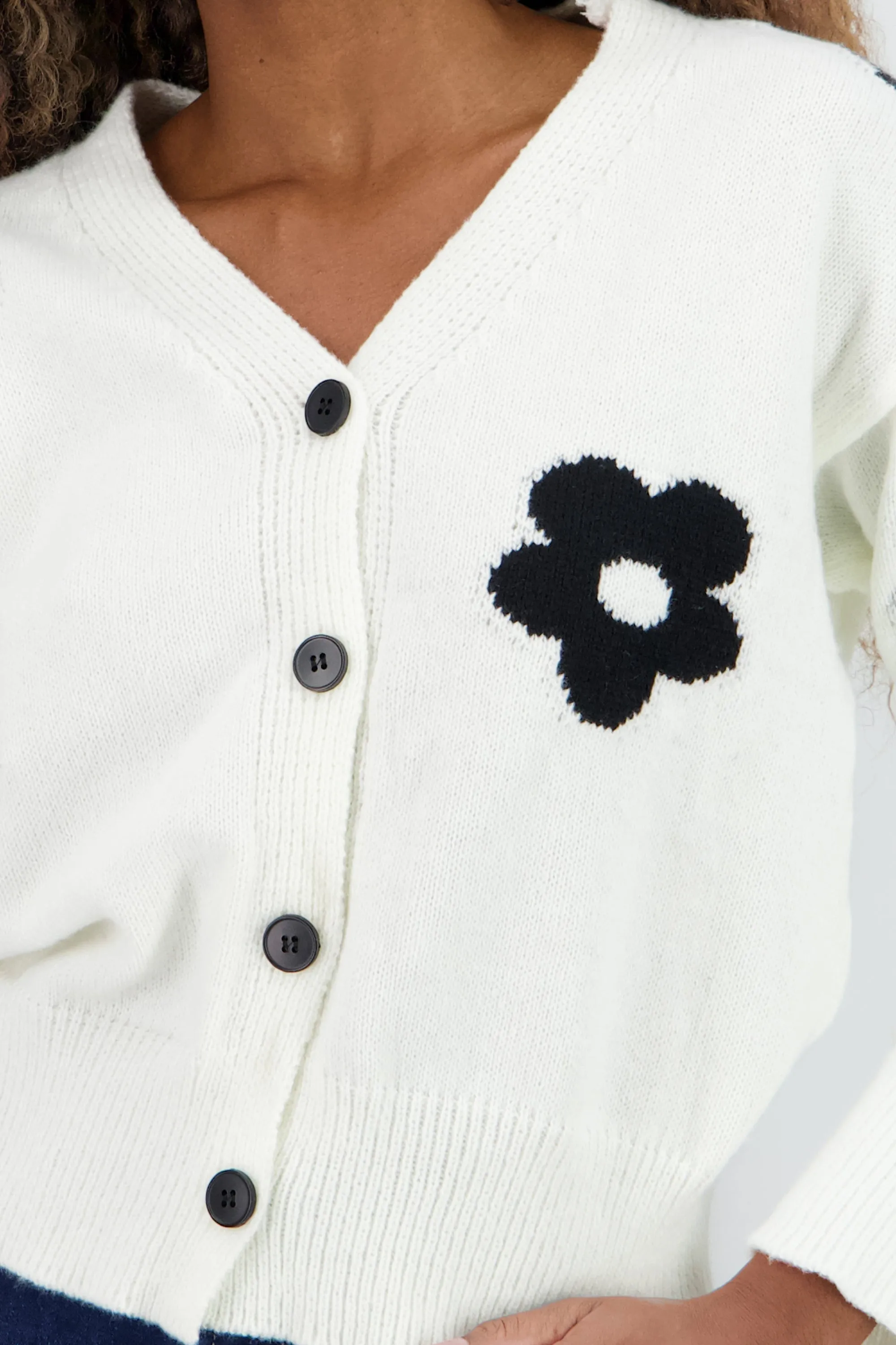 Sueter flores sold by Shasa product image thumbnail 5