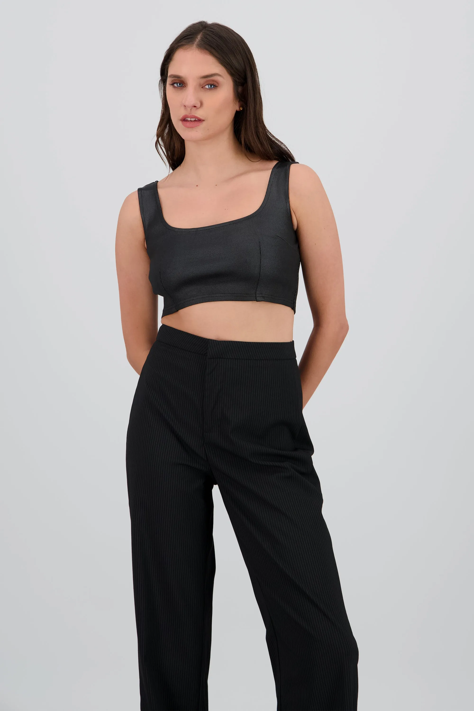 Top crop tirantes escote cuadrado sold by Shasa product image thumbnail 2