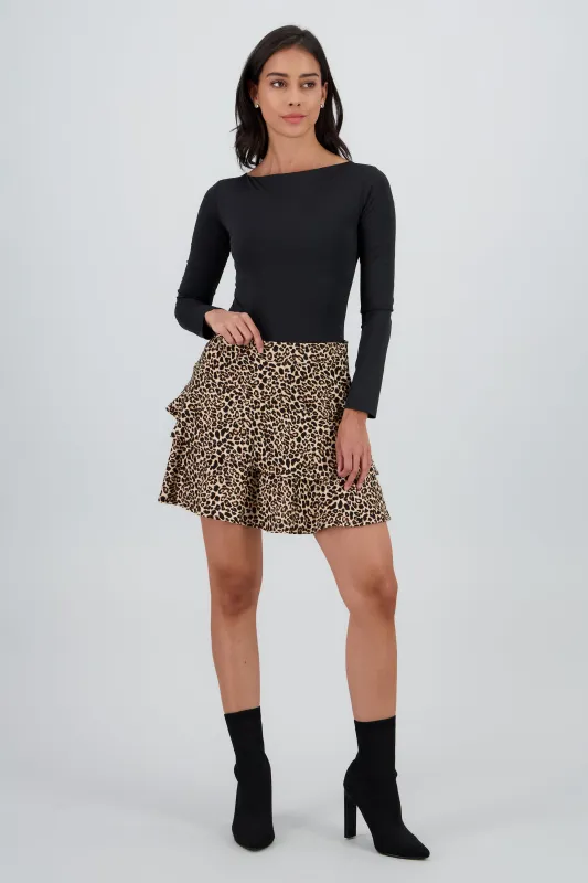 Falda mini doble olan animal print sold by Shasa