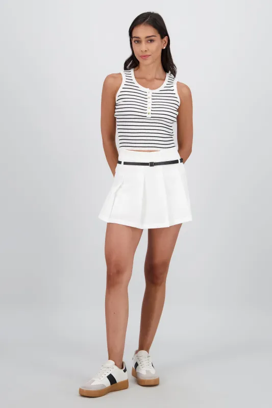 Falda short tableado con cinturon sold by Shasa
