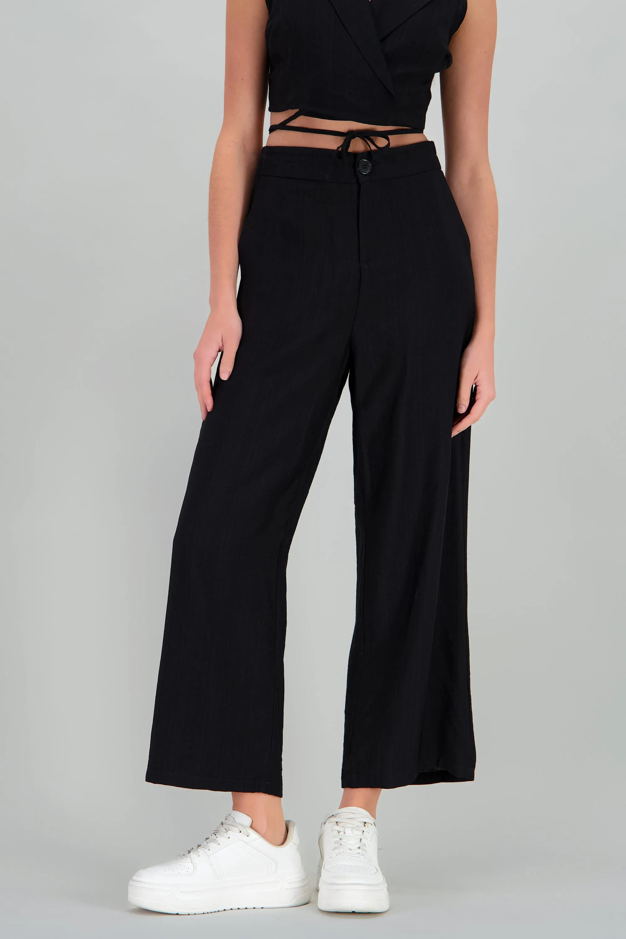 Pnatalon sastreado corto sold by Shasa product image thumbnail 2