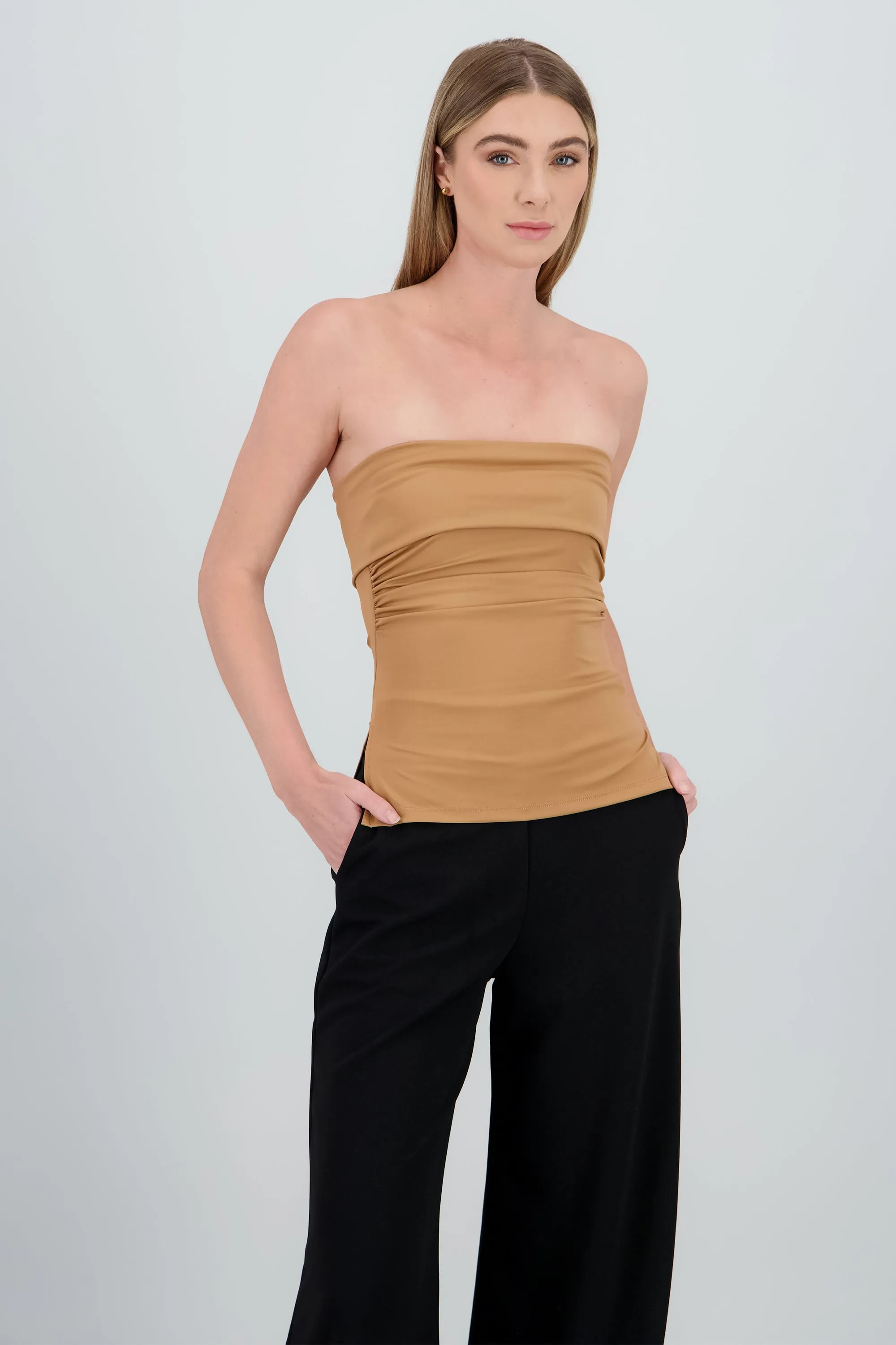 Top tubo con dobles escote Hypsters sold by Shasa product image thumbnail 2