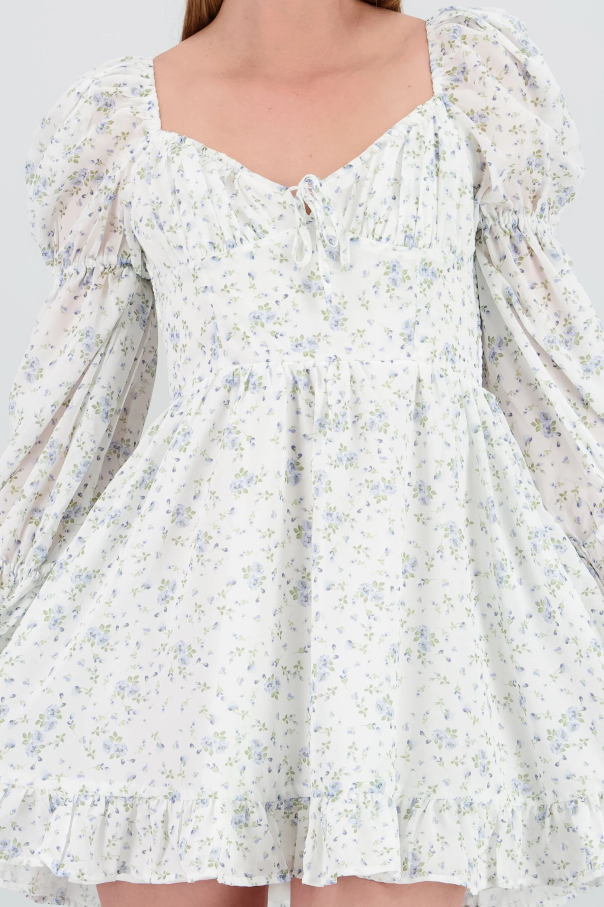 Vestido corto de manga larga con flores sold by Shasa product image thumbnail 5