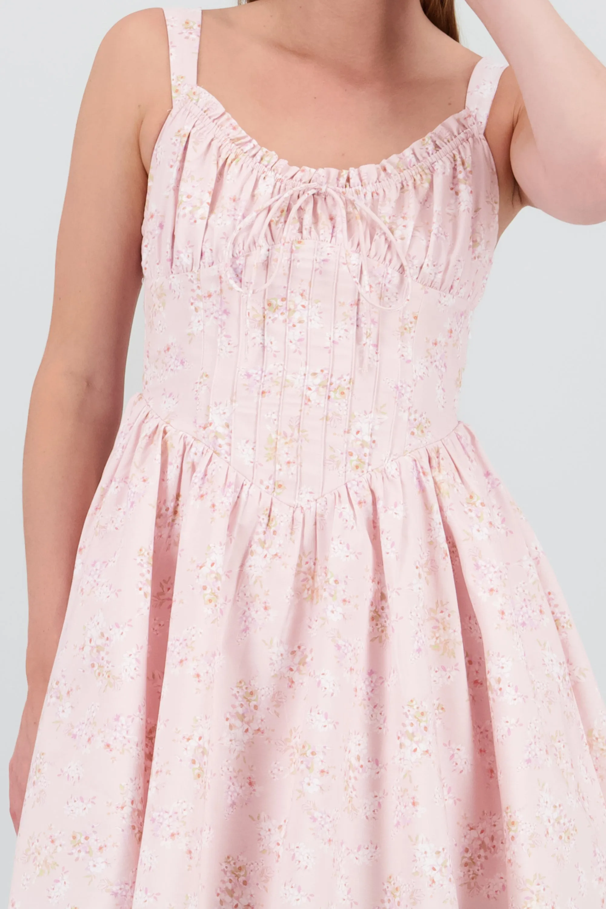 Vestido corto floral de crinolina con volumen sold by Shasa product image thumbnail 5