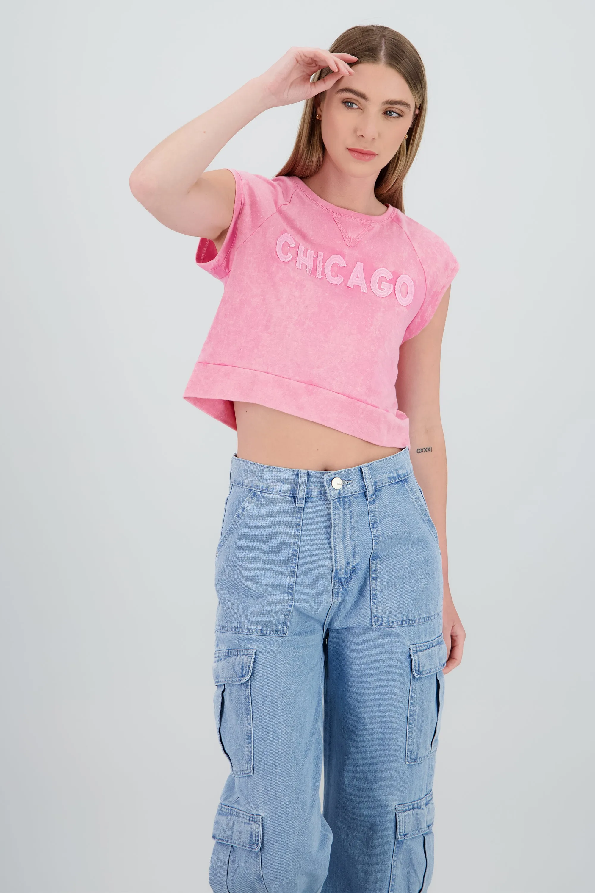 Top manga corta detalle parche sold by Shasa product image thumbnail 2