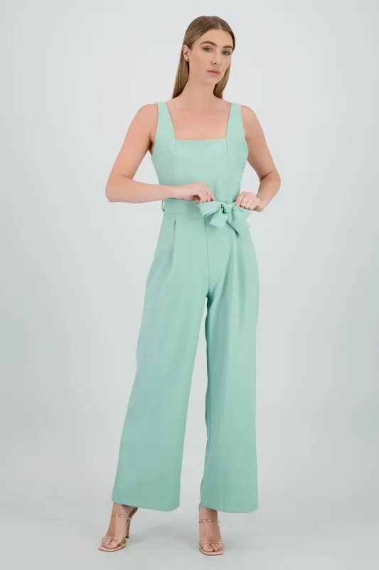 Jumpsuit tirantes detalle cinturon sold by Shasa