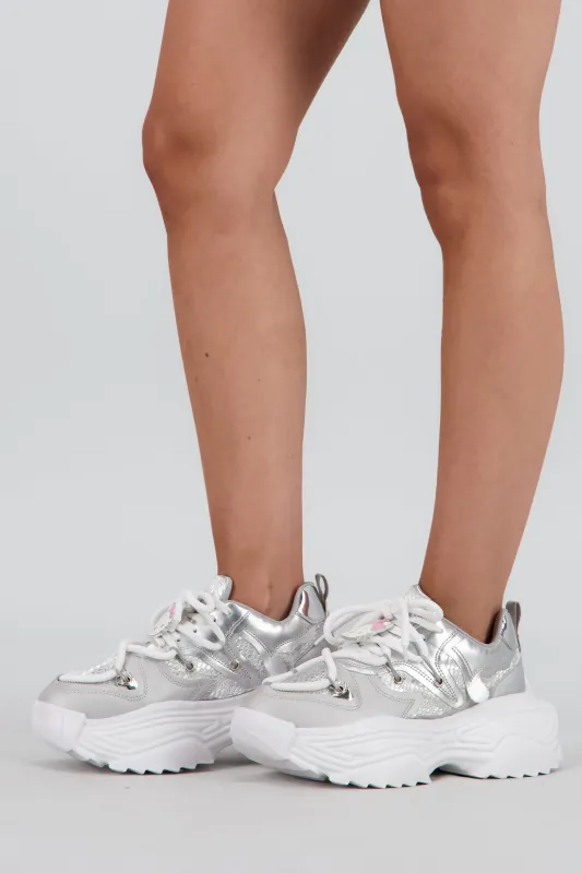 Tenis chunky doble agujeta Hello Kitty sold by Shasa