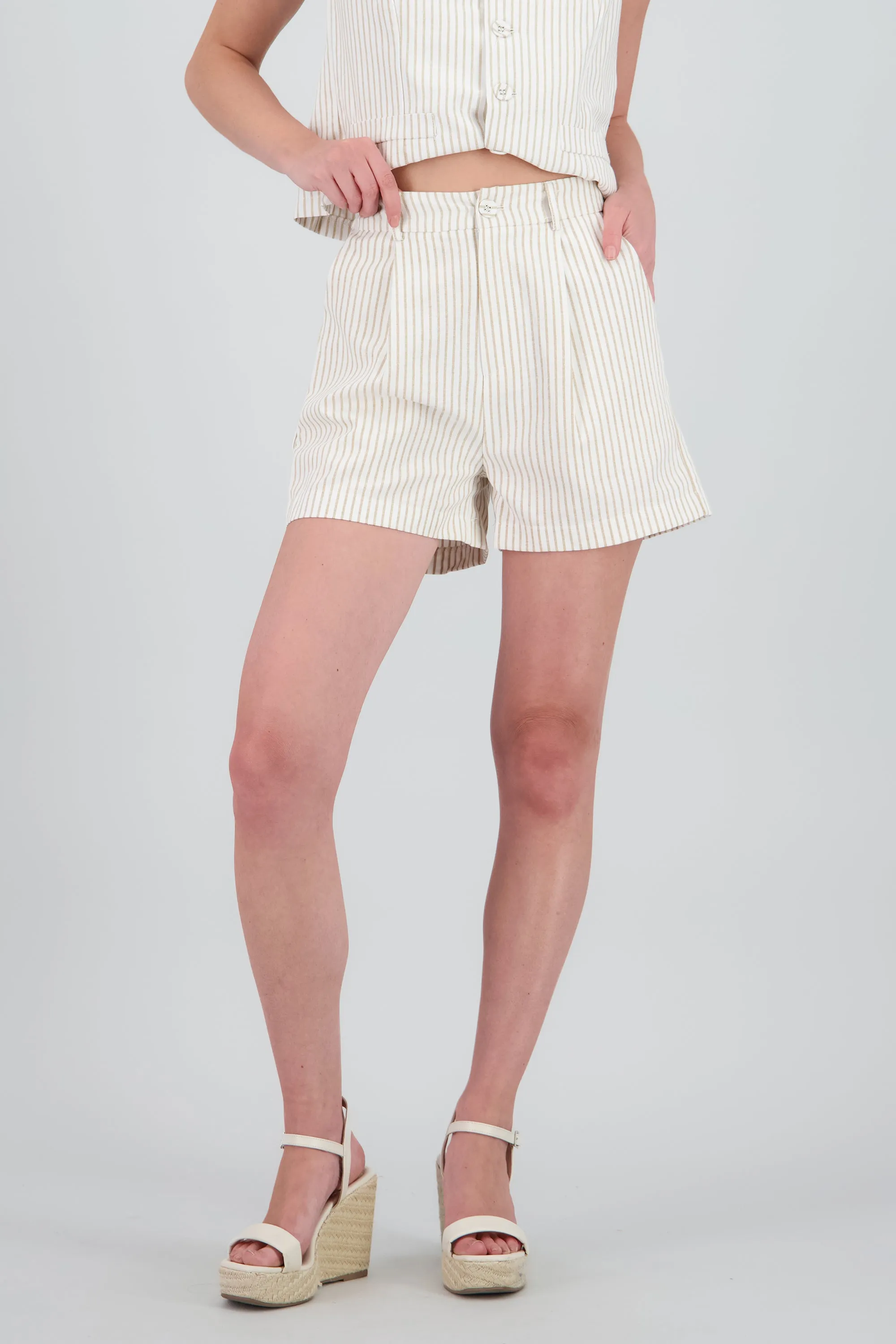 Short amplio rayas sold by Shasa product image thumbnail 2