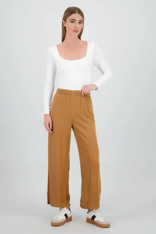 Pantalón Amplio sold by Shasa