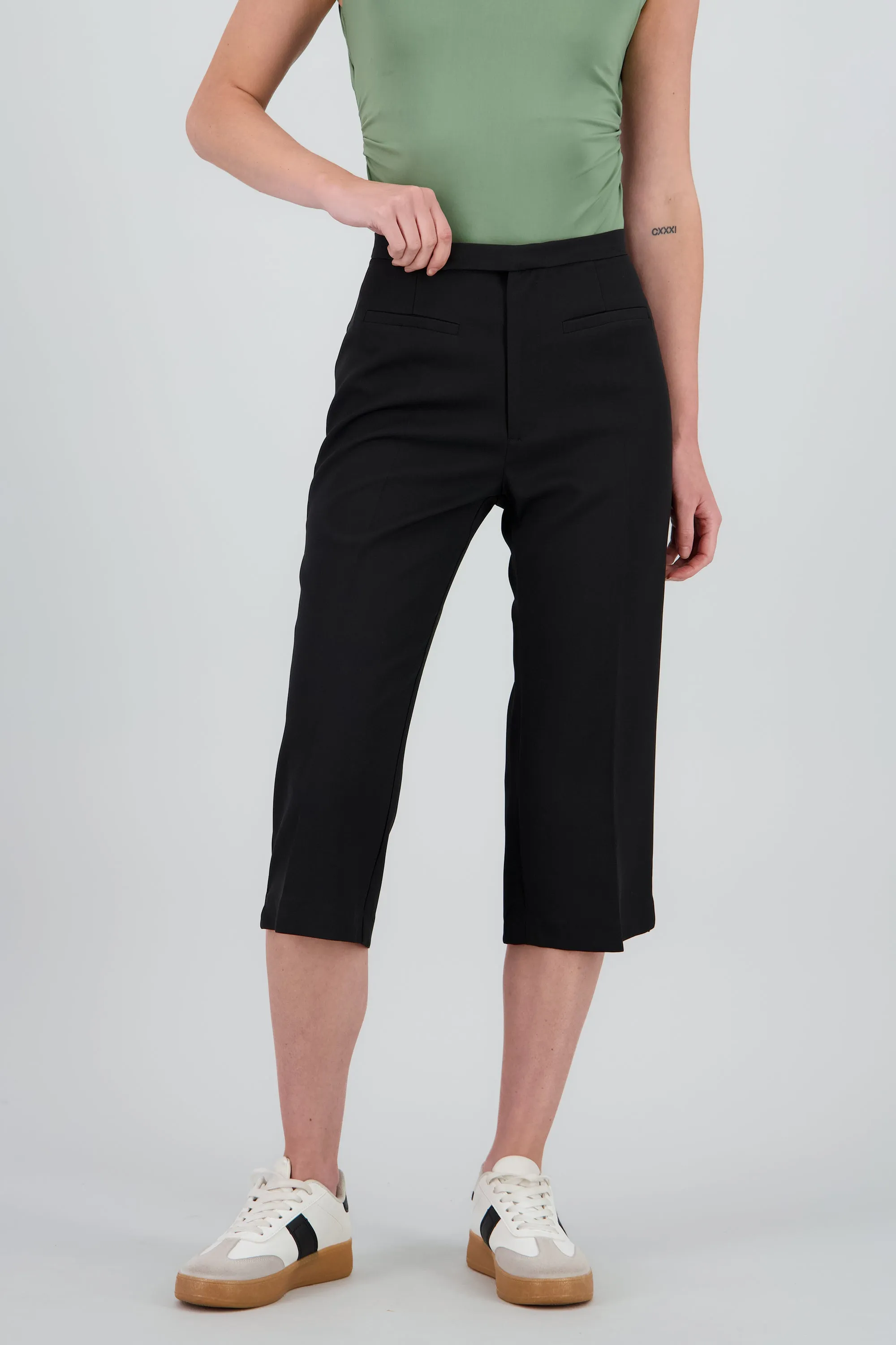 Pantalon capri detalle pretina sold by Shasa product image thumbnail 2
