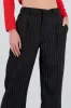 Pantalón sastreado recto rayas sold by Shasa
