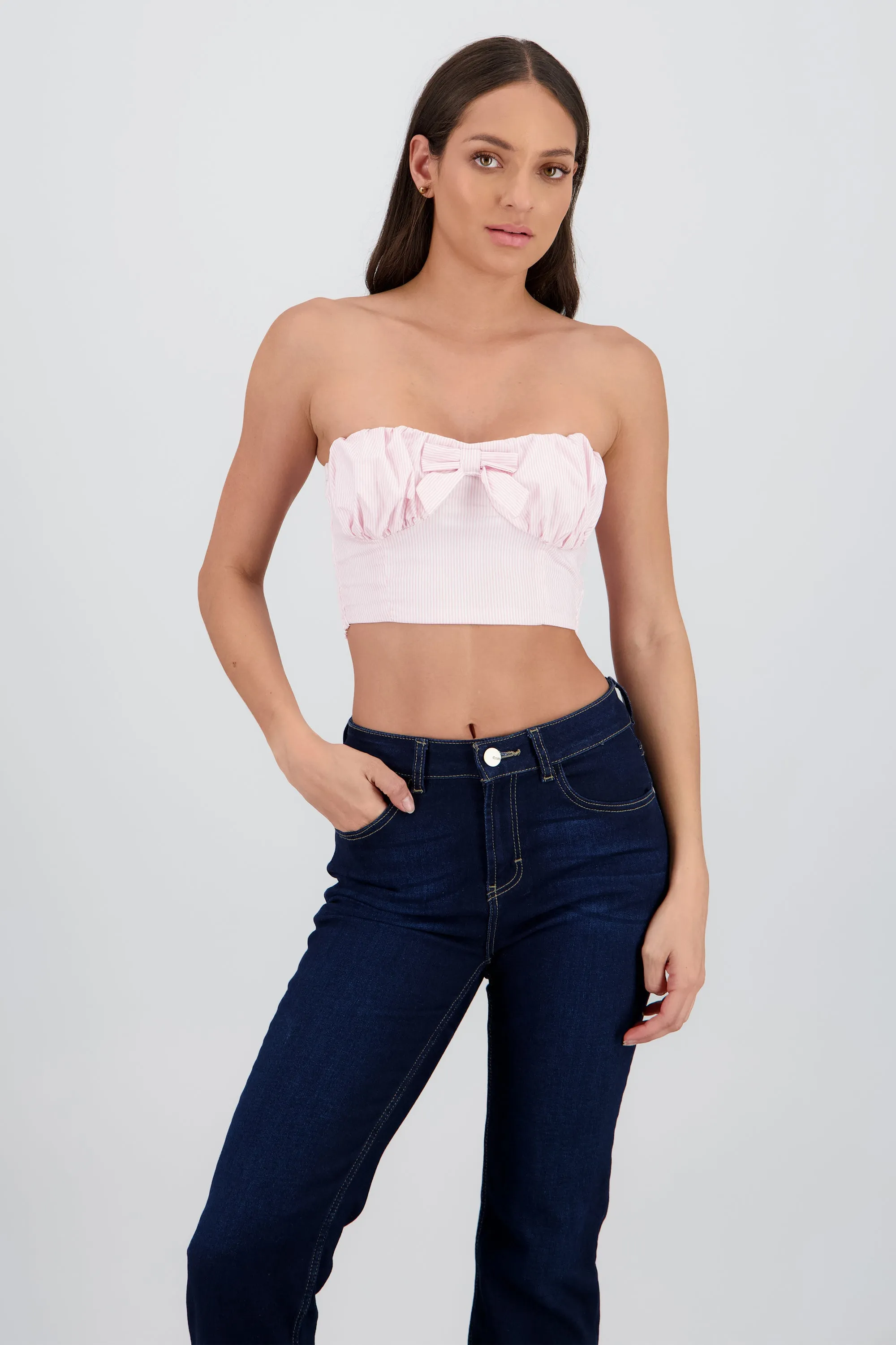 Top crop detalle frunces moño sold by Shasa