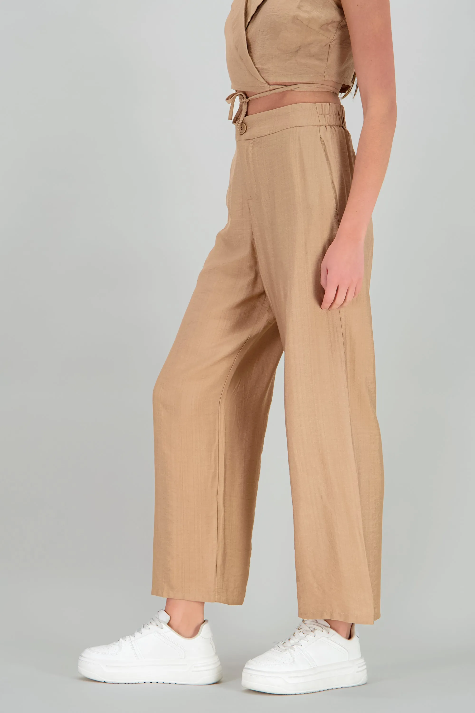 Pnatalon sastreado corto sold by Shasa product image thumbnail 3