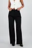 Pantalon amplio detalle pretina frunces sold by Shasa