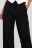Pantalon amplio detalle pretina frunces sold by Shasa