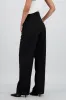 Pantalon amplio detalle pretina frunces sold by Shasa