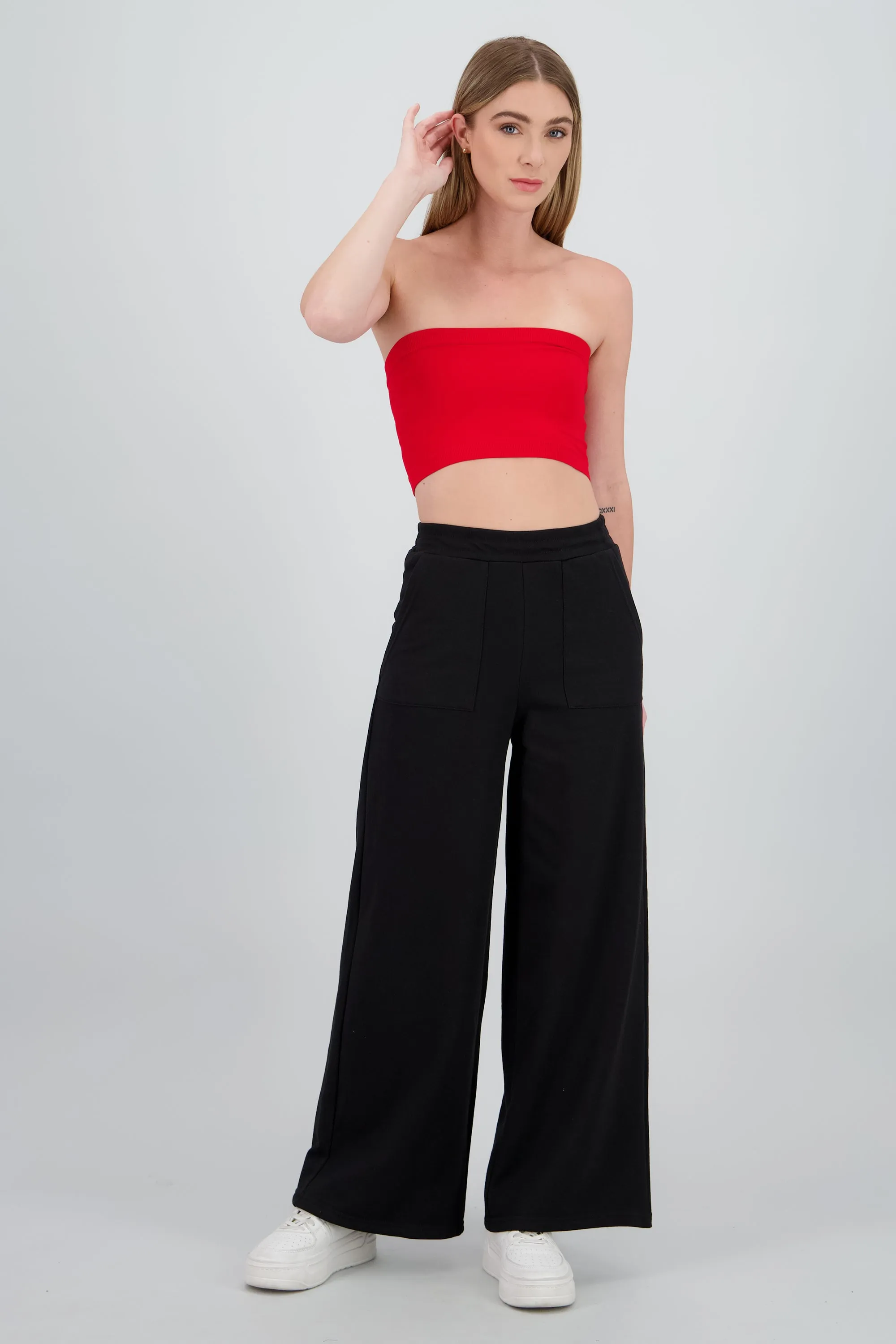 Pants amplios resorte detalle costura bolsas sold by Shasa