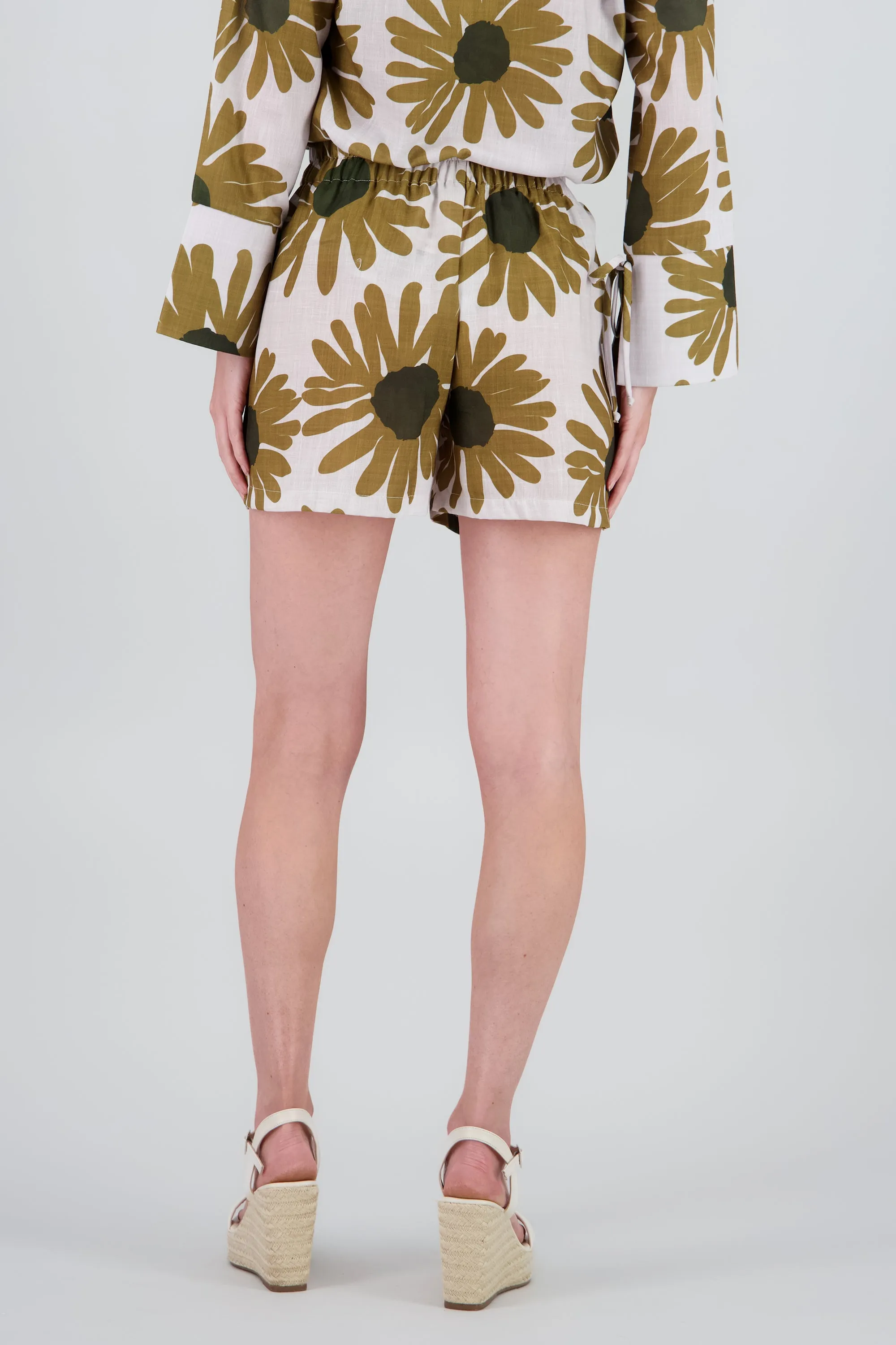 Shorts flores maxi sold by Shasa product image thumbnail 4