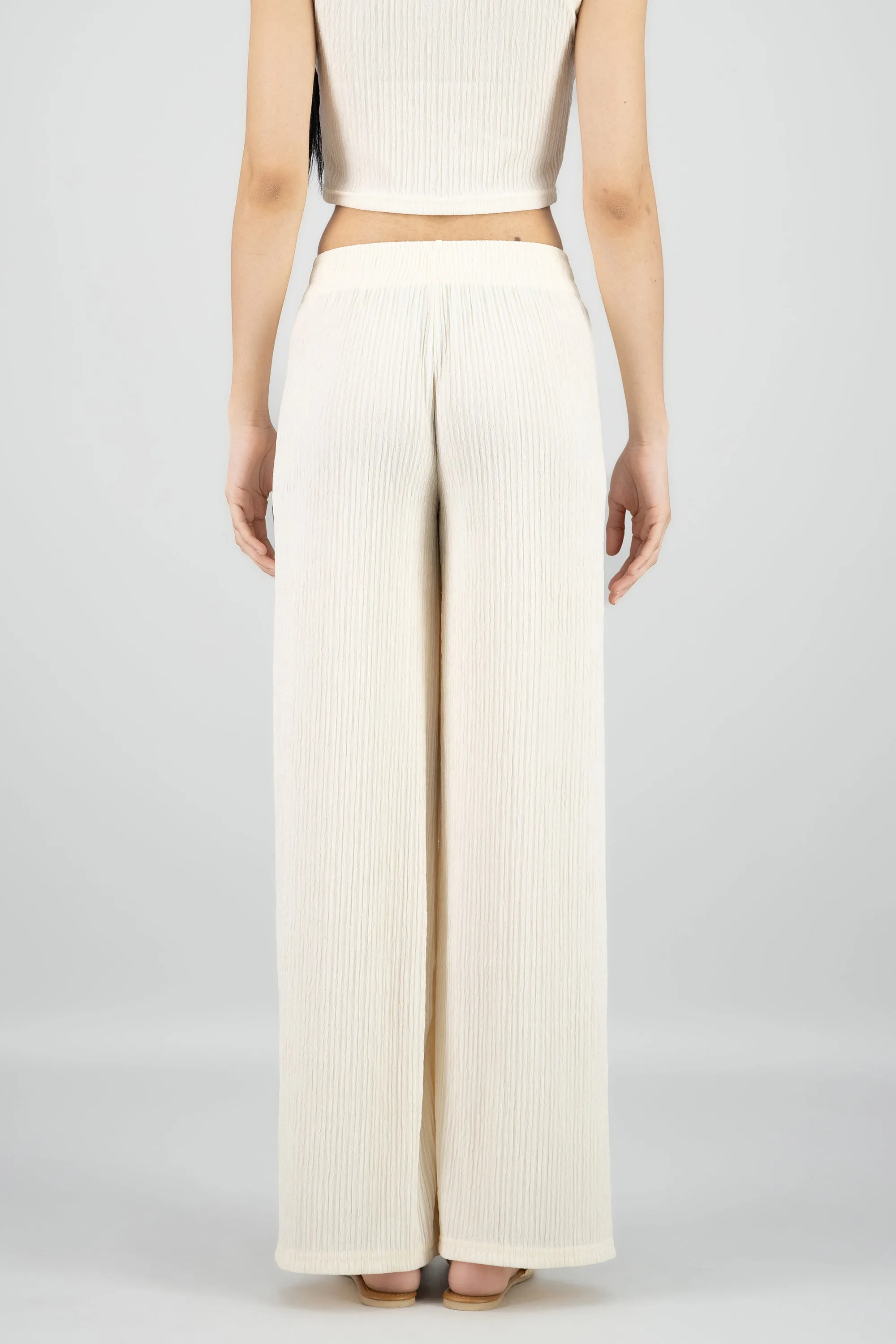 Pantalón flared textura sold by Shasa product image thumbnail 4