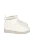 Botas efecto piel forro peluche sold by Shasa
