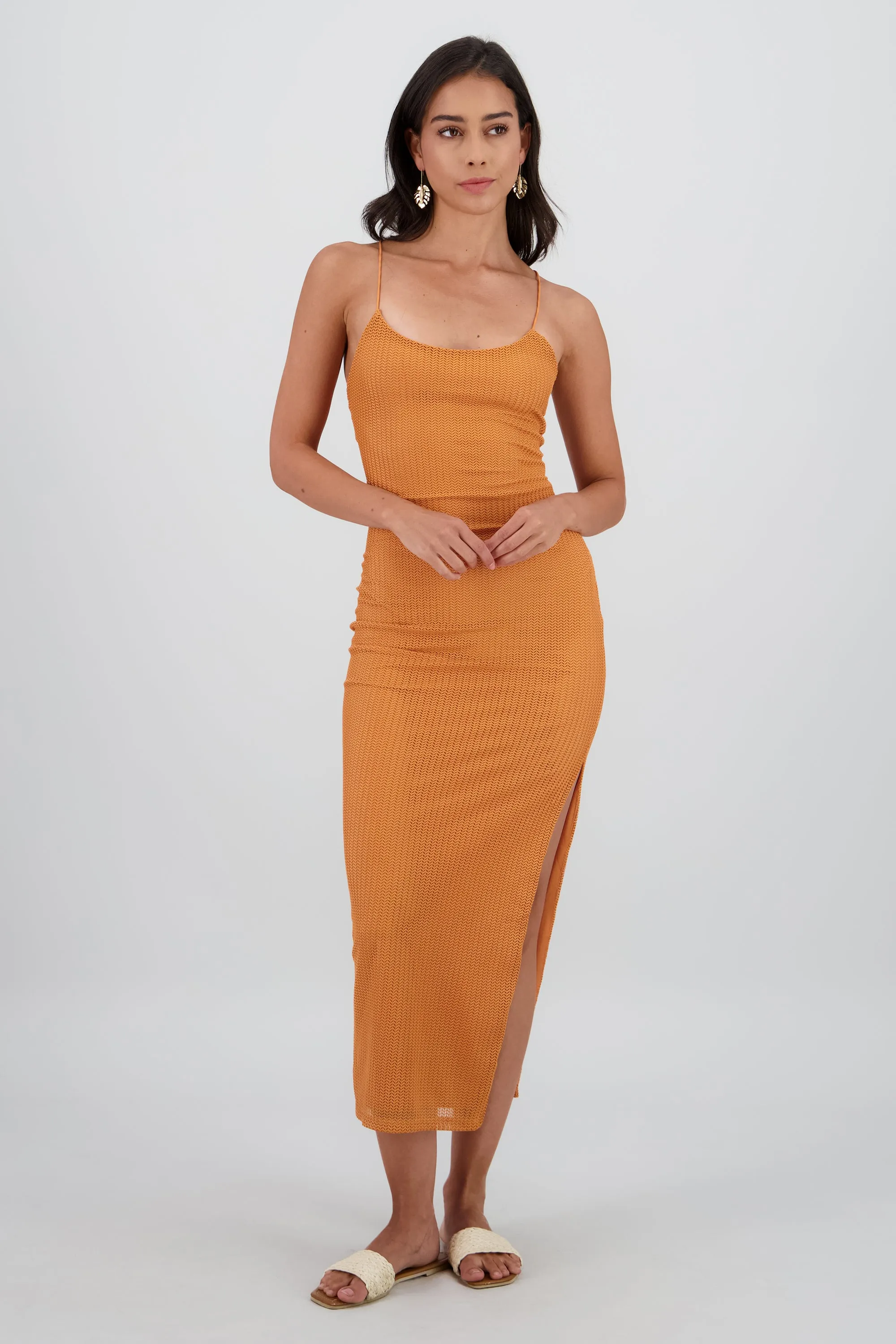 Vestido maxi red textura sold by Shasa product image thumbnail 2