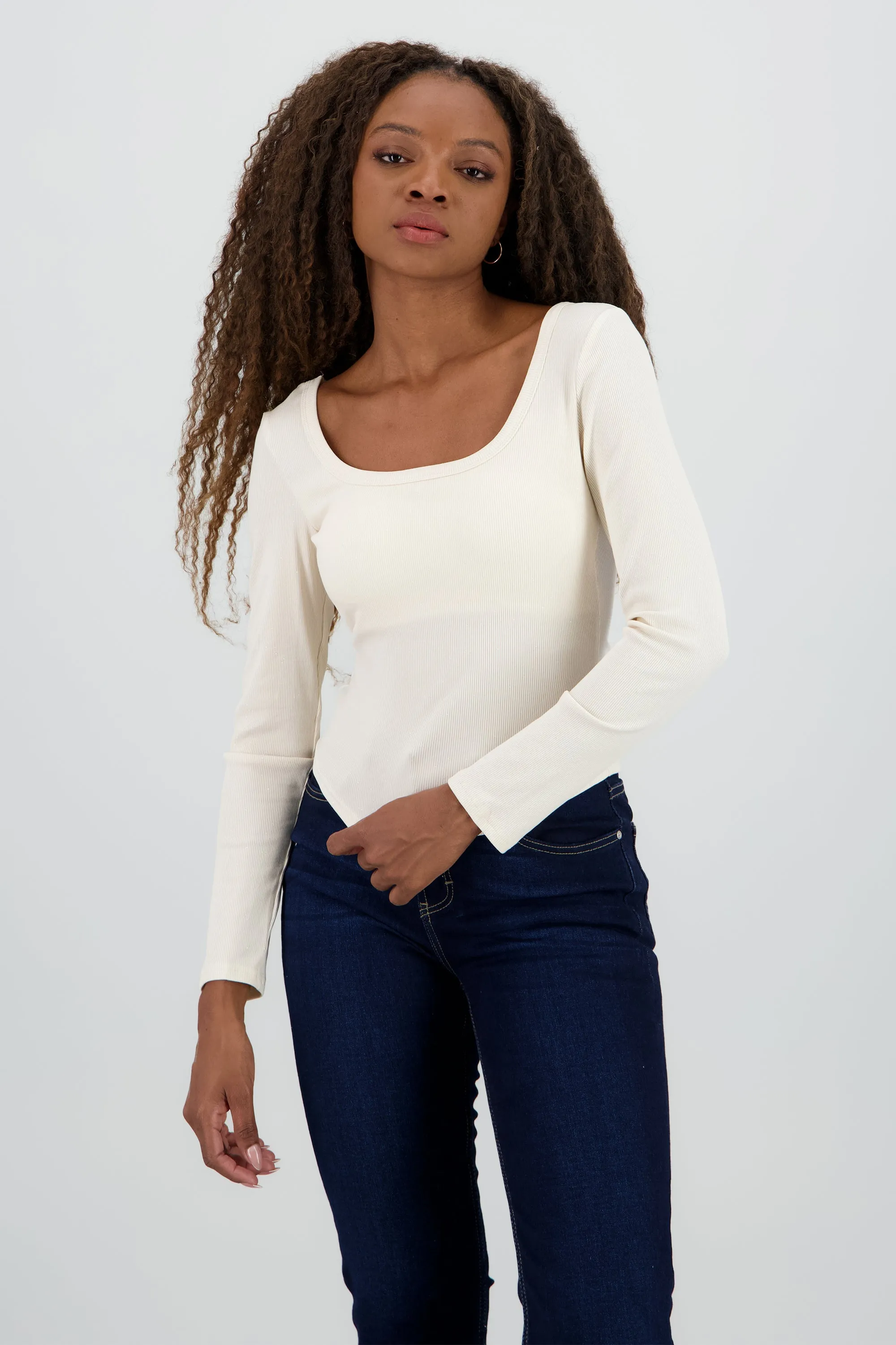 Blusa manga larga cuello redondo sold by Shasa