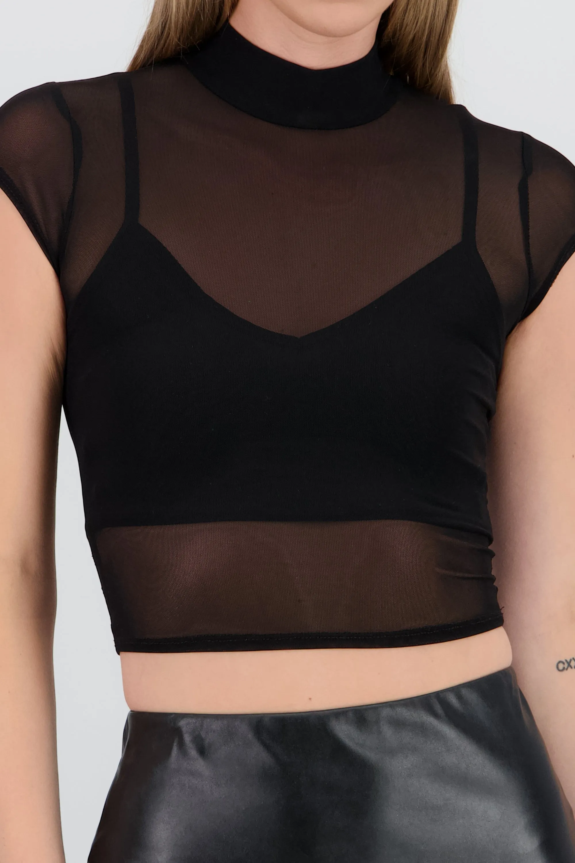 Top cuello alto de mesh liso sold by Shasa product image thumbnail 5